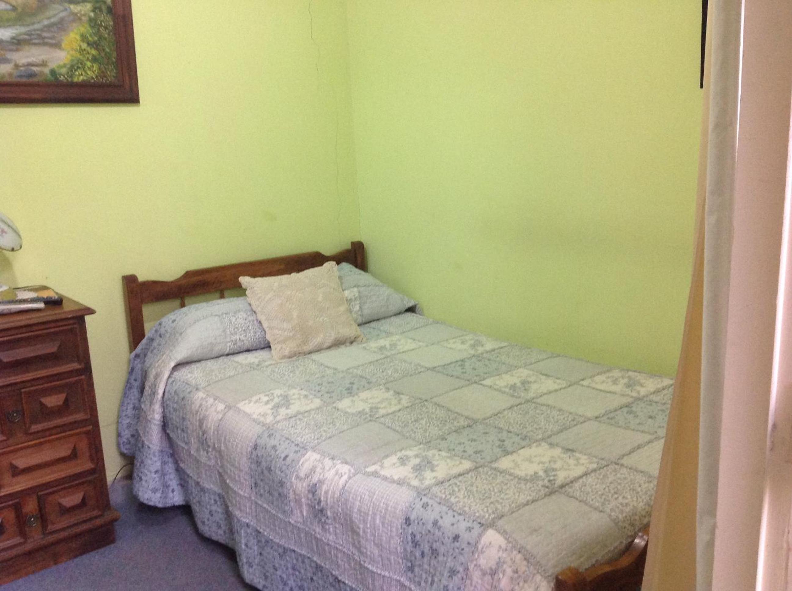 Hostal Renoir