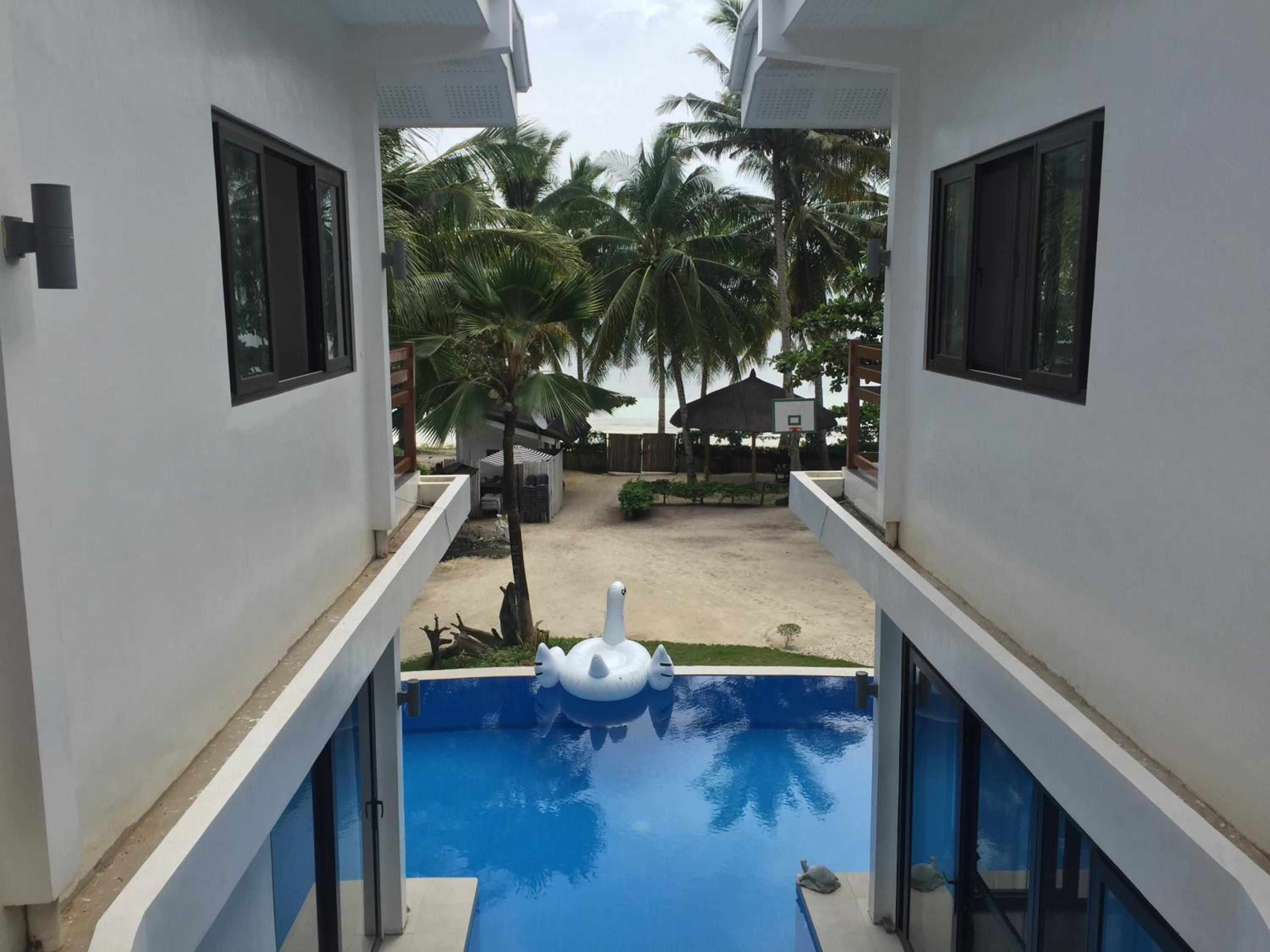 The Whitehouse by the Sea