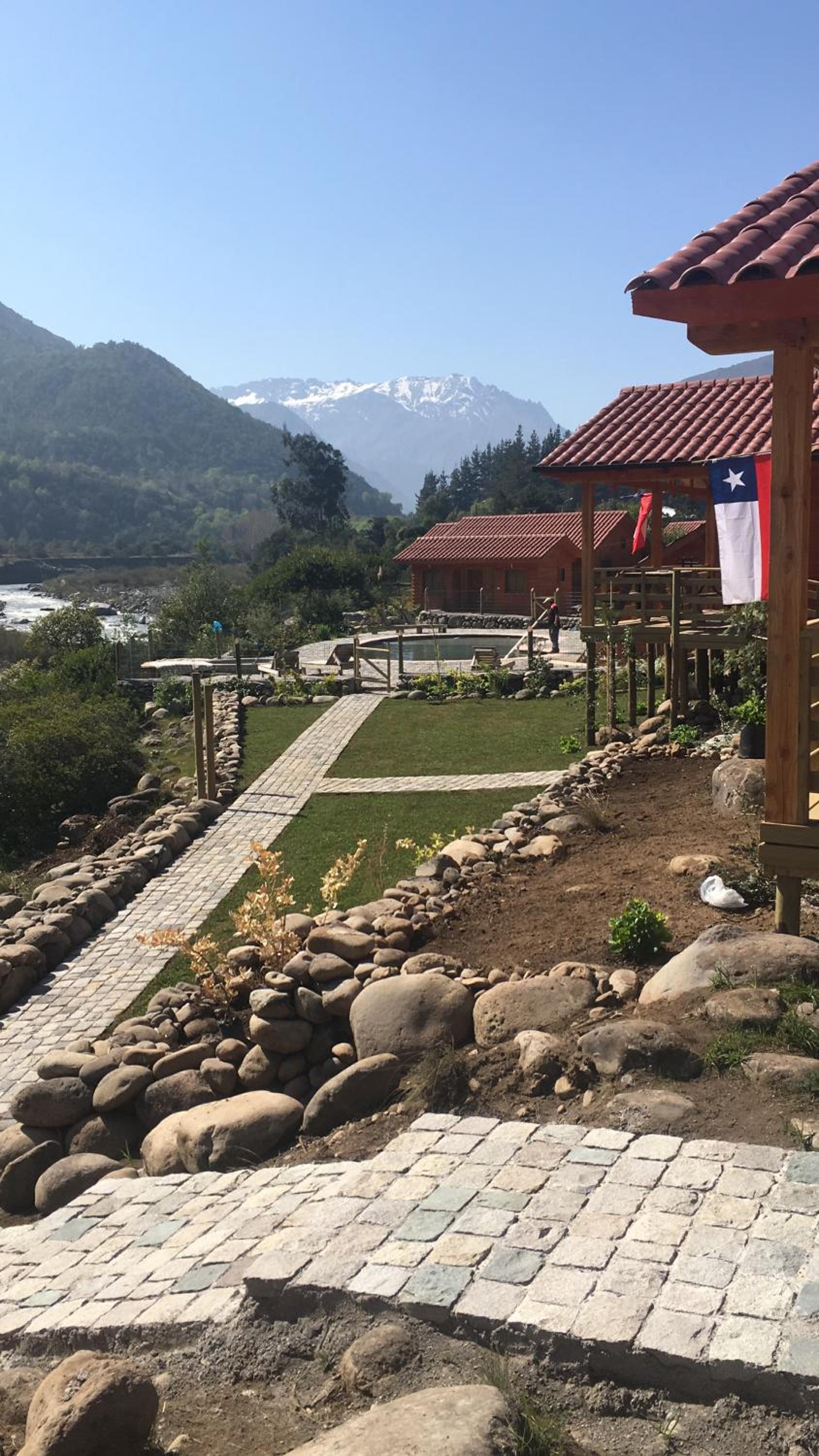 Los Quenes River Lodge