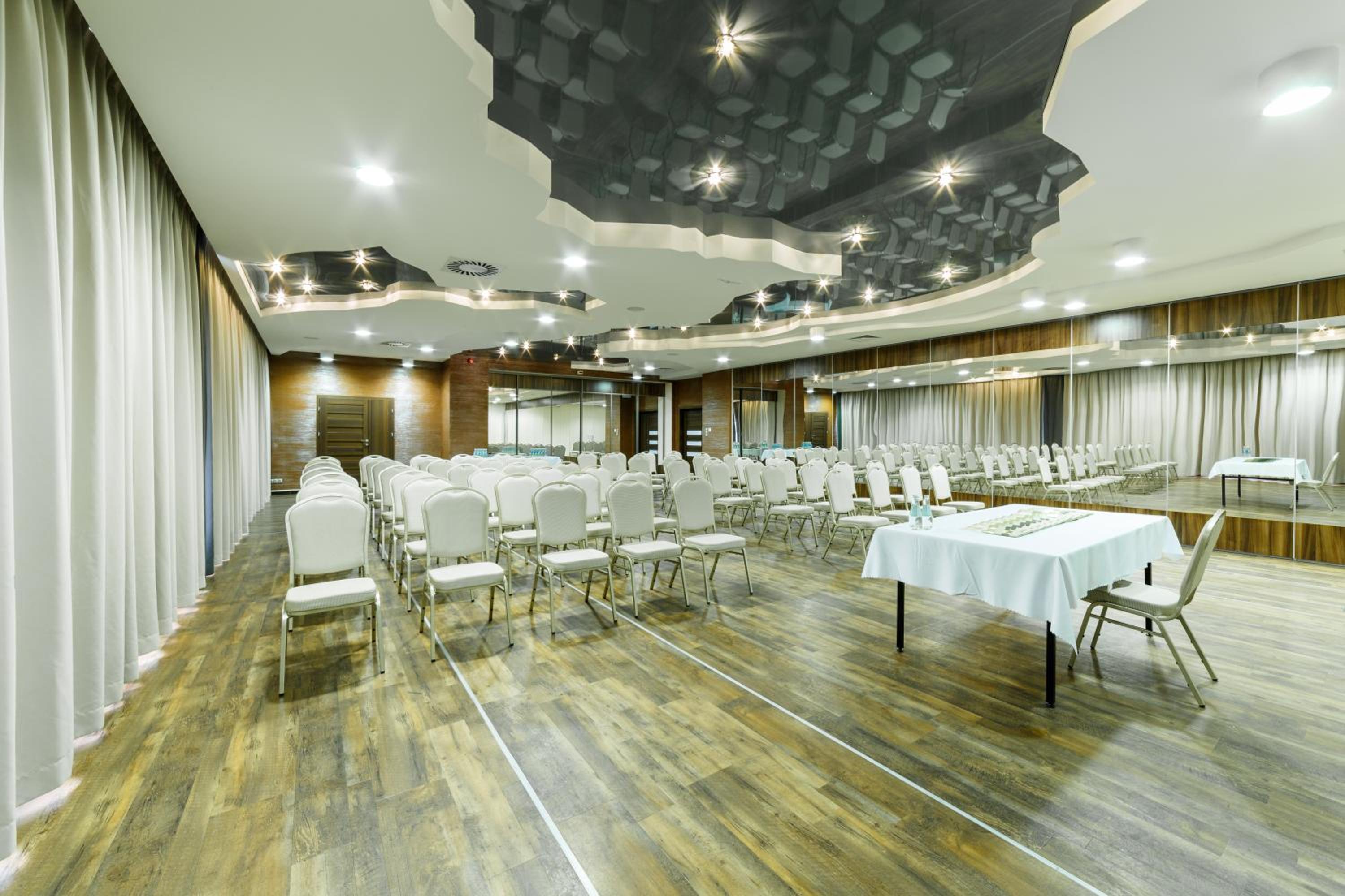 meeting & event spaces