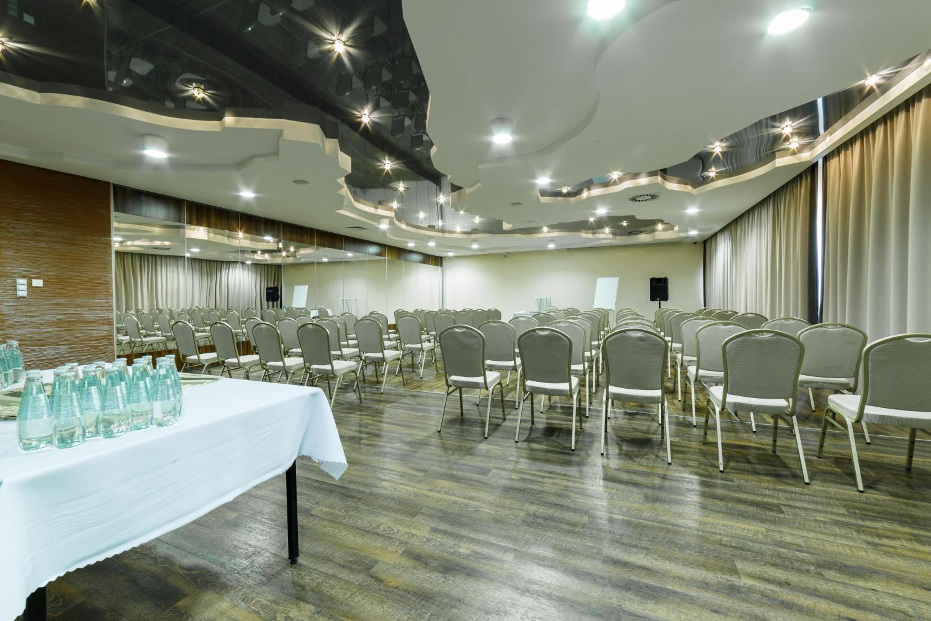meeting & event spaces