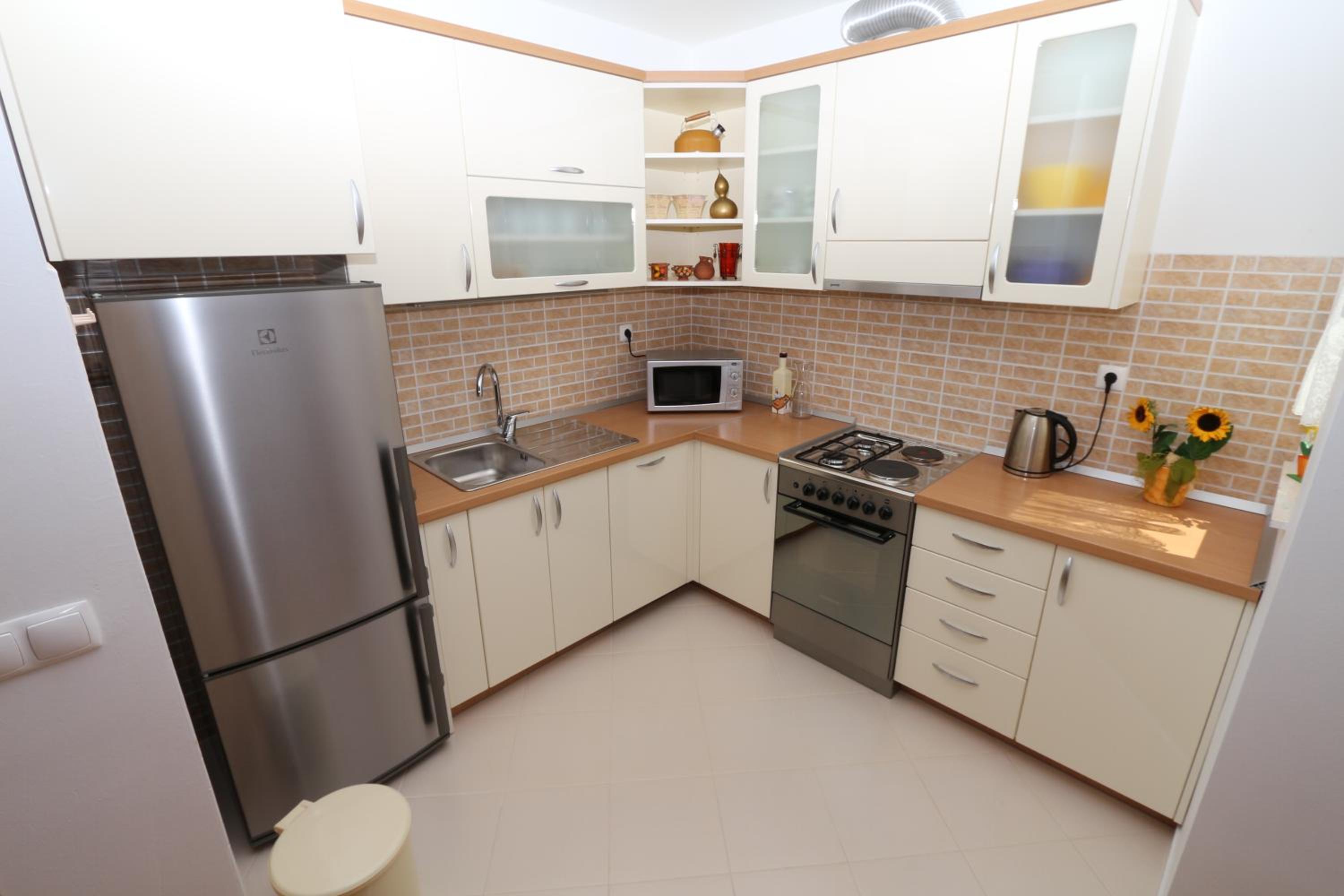 Modern apartment Makarska view 2