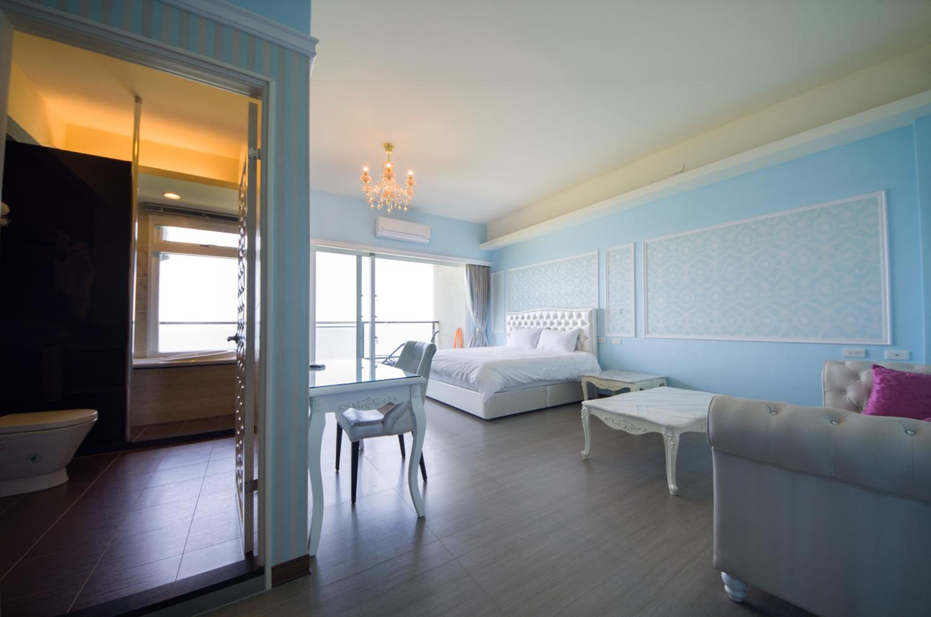 Whitecaps B&B