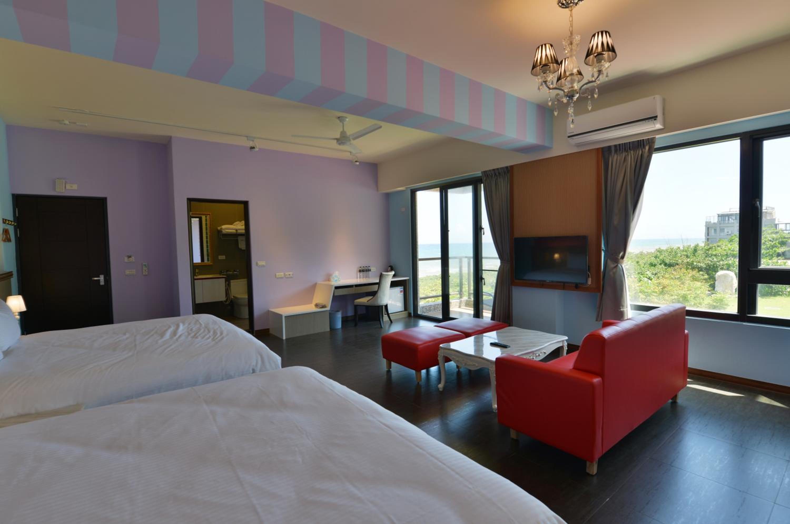 Whitecaps B&B
