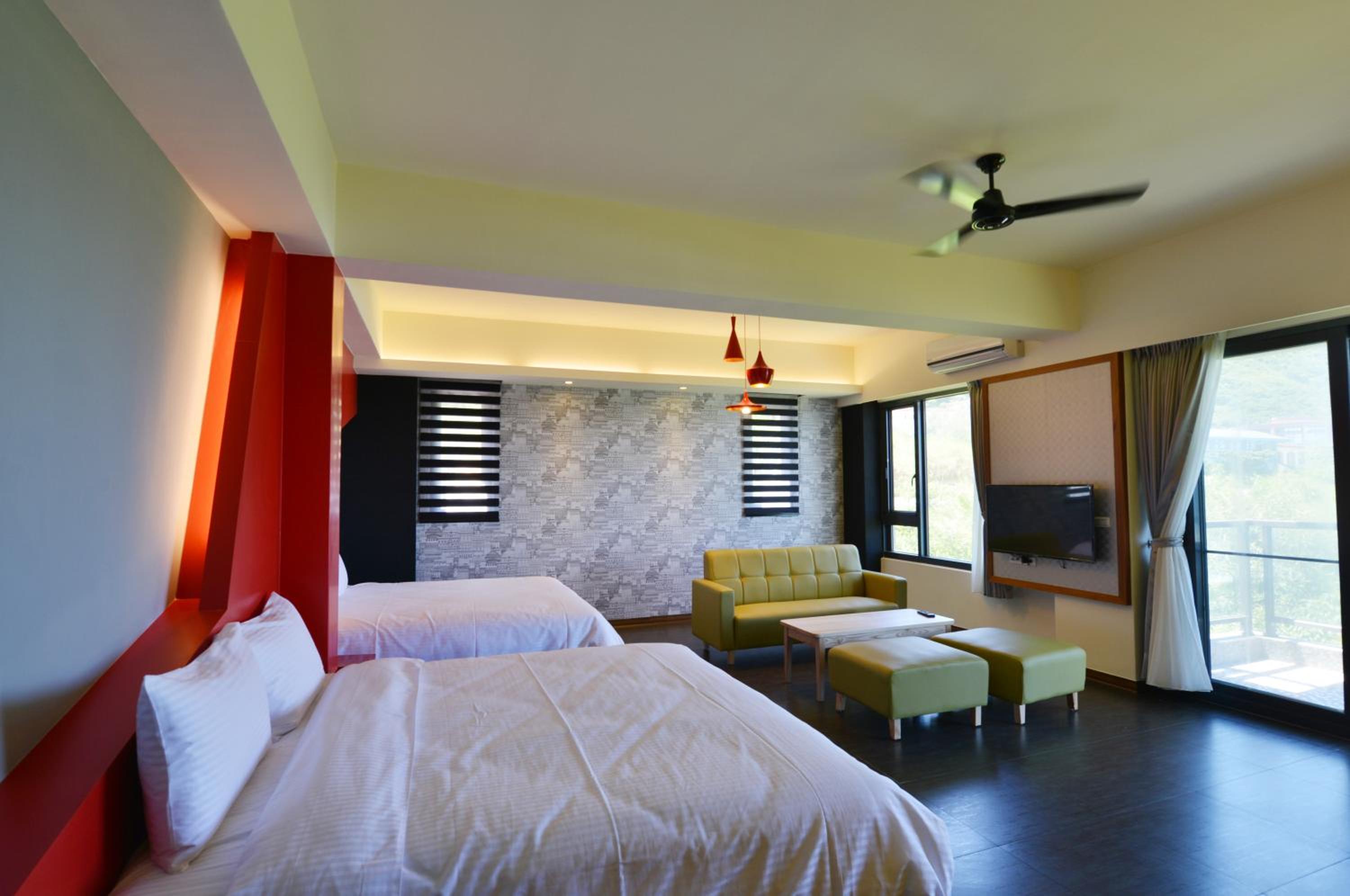 Whitecaps B&B