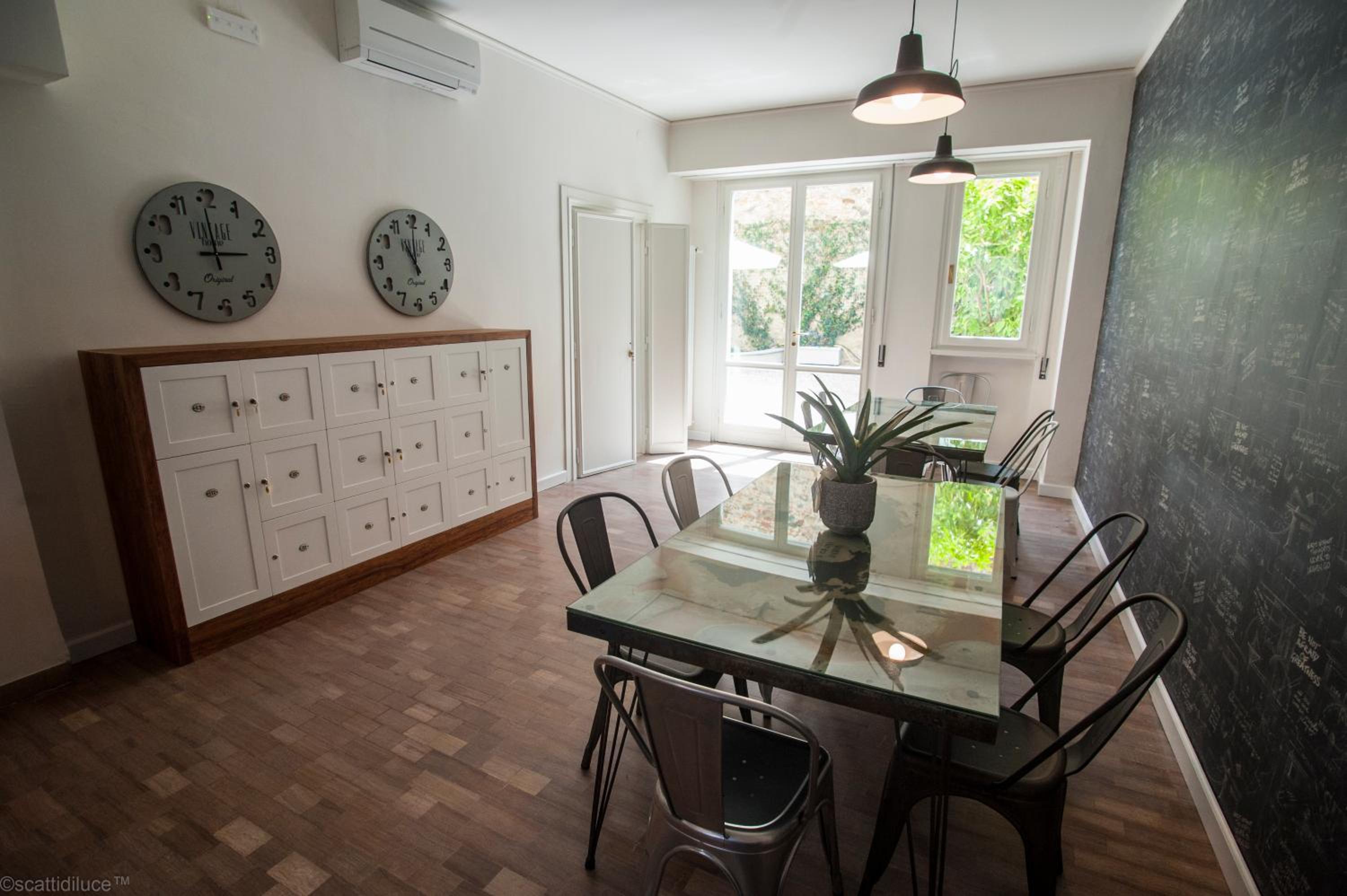 Dimora 16 Rooms & Garden