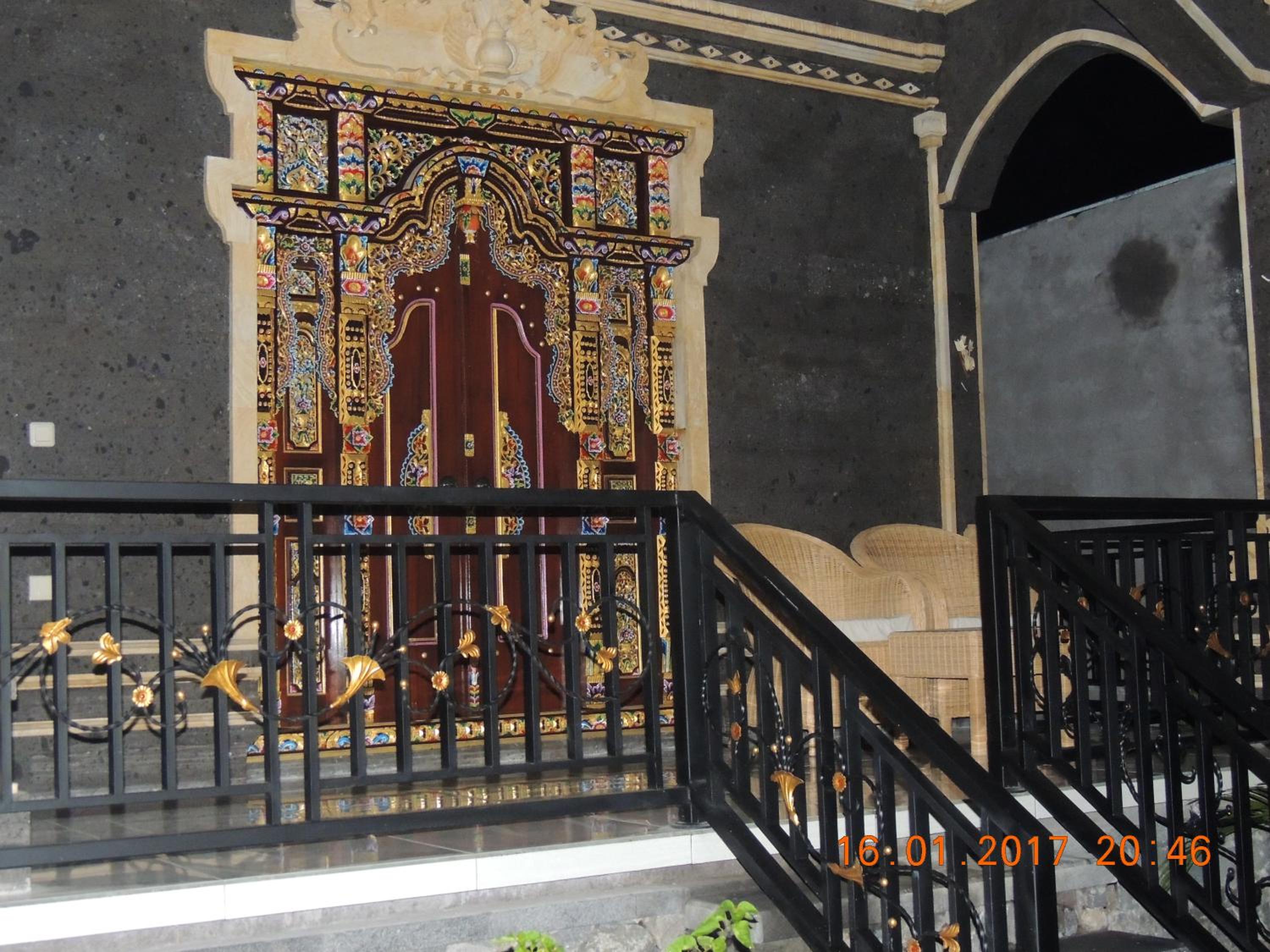 Photo 18