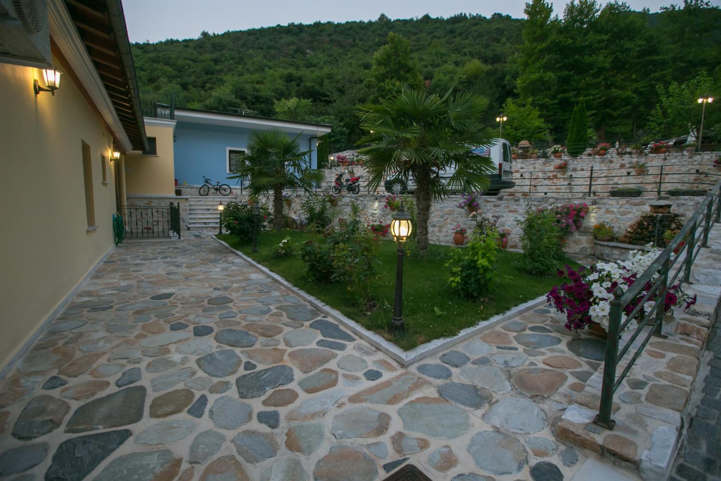 Neromylos