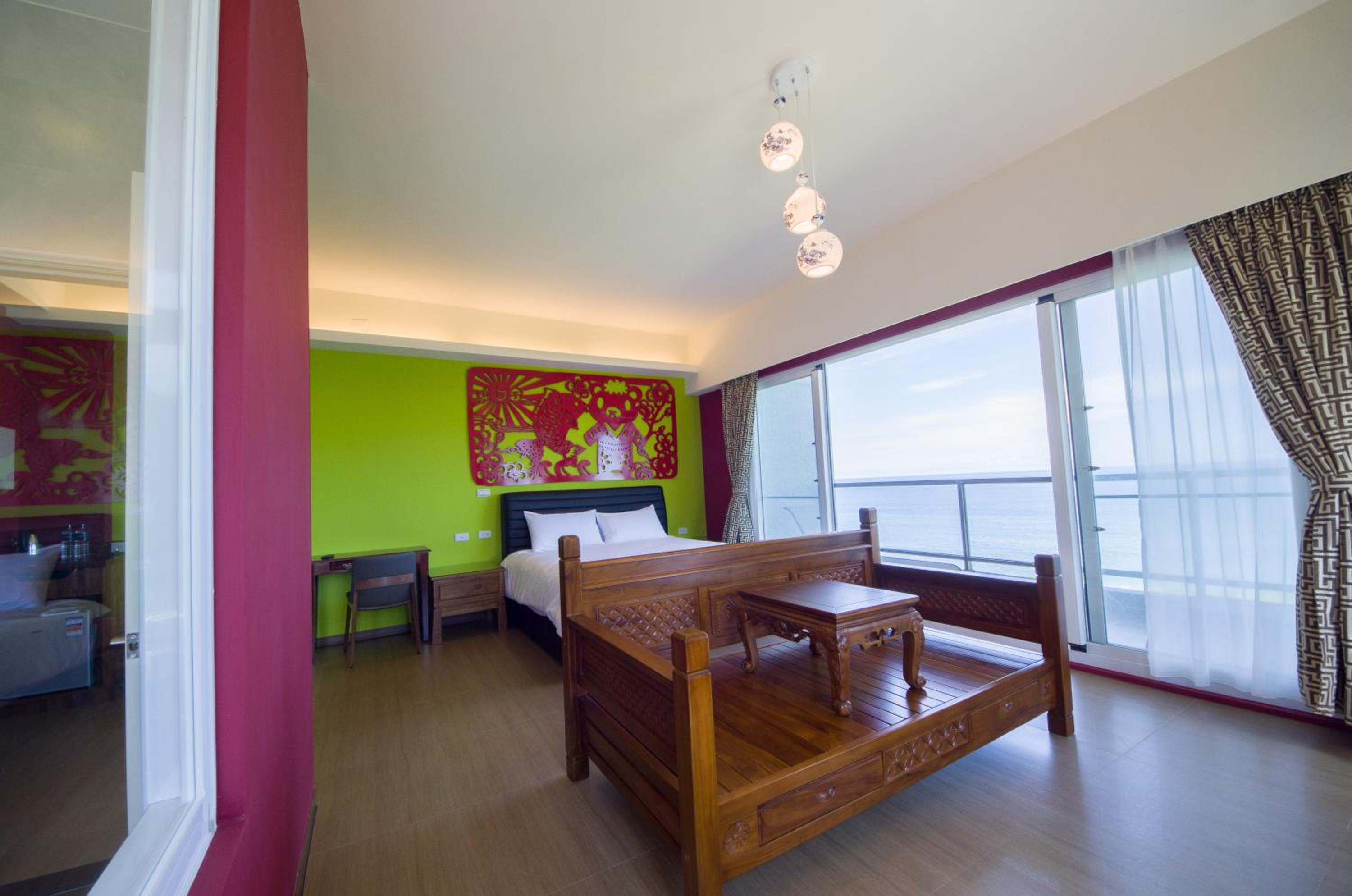 Whitecaps B&B