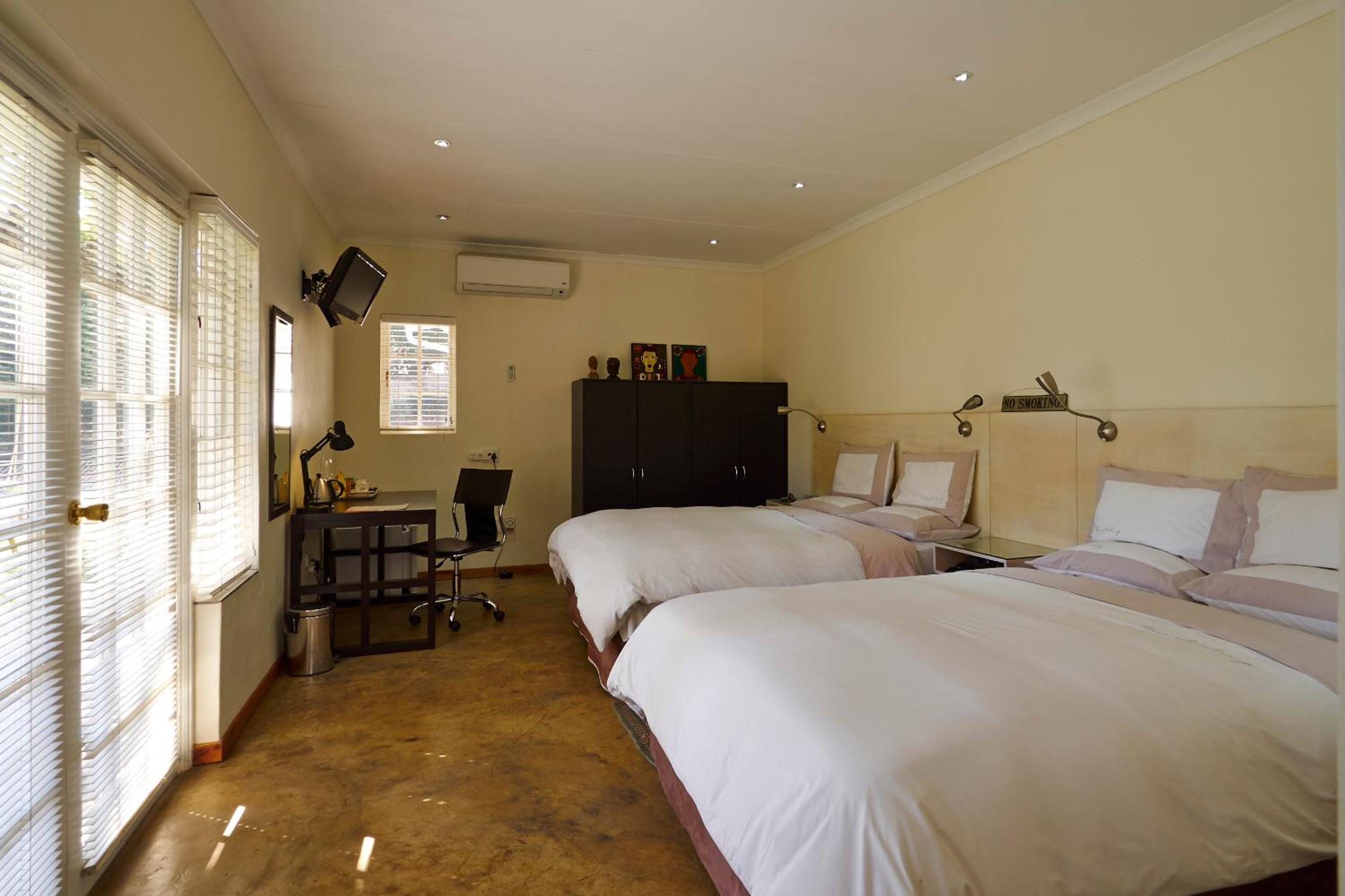 Stirling Legacy House BnB