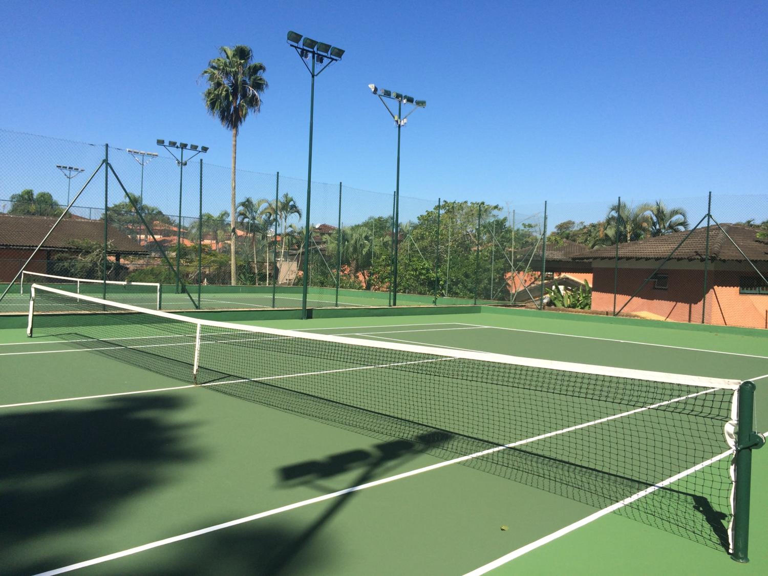 Juquehy - Condomínio de Frente para o Mar - Piscina Aquecida - Quadra de Tenis