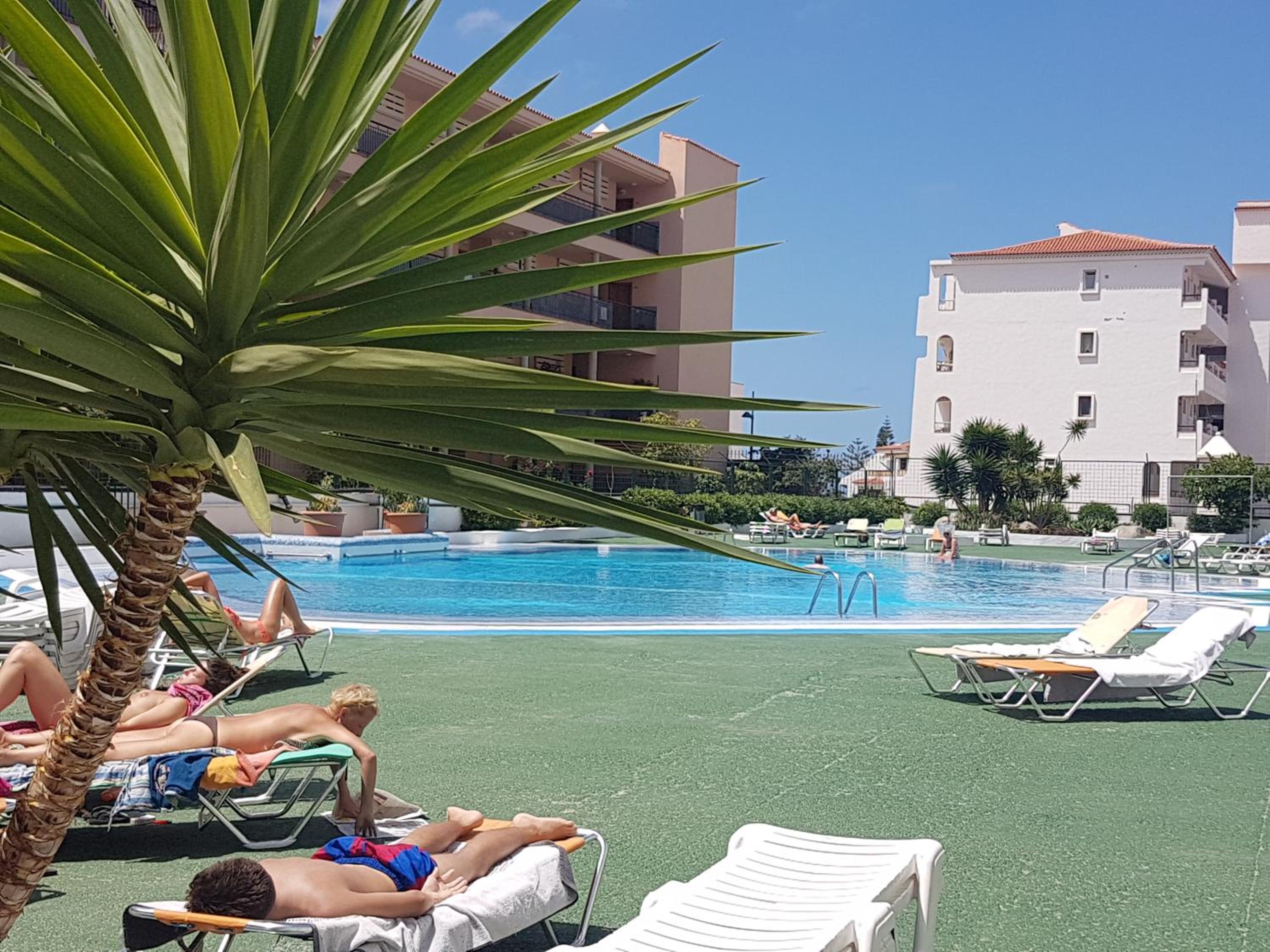 Los Cristianos to enjoy, relax and live the ocean! view 4
