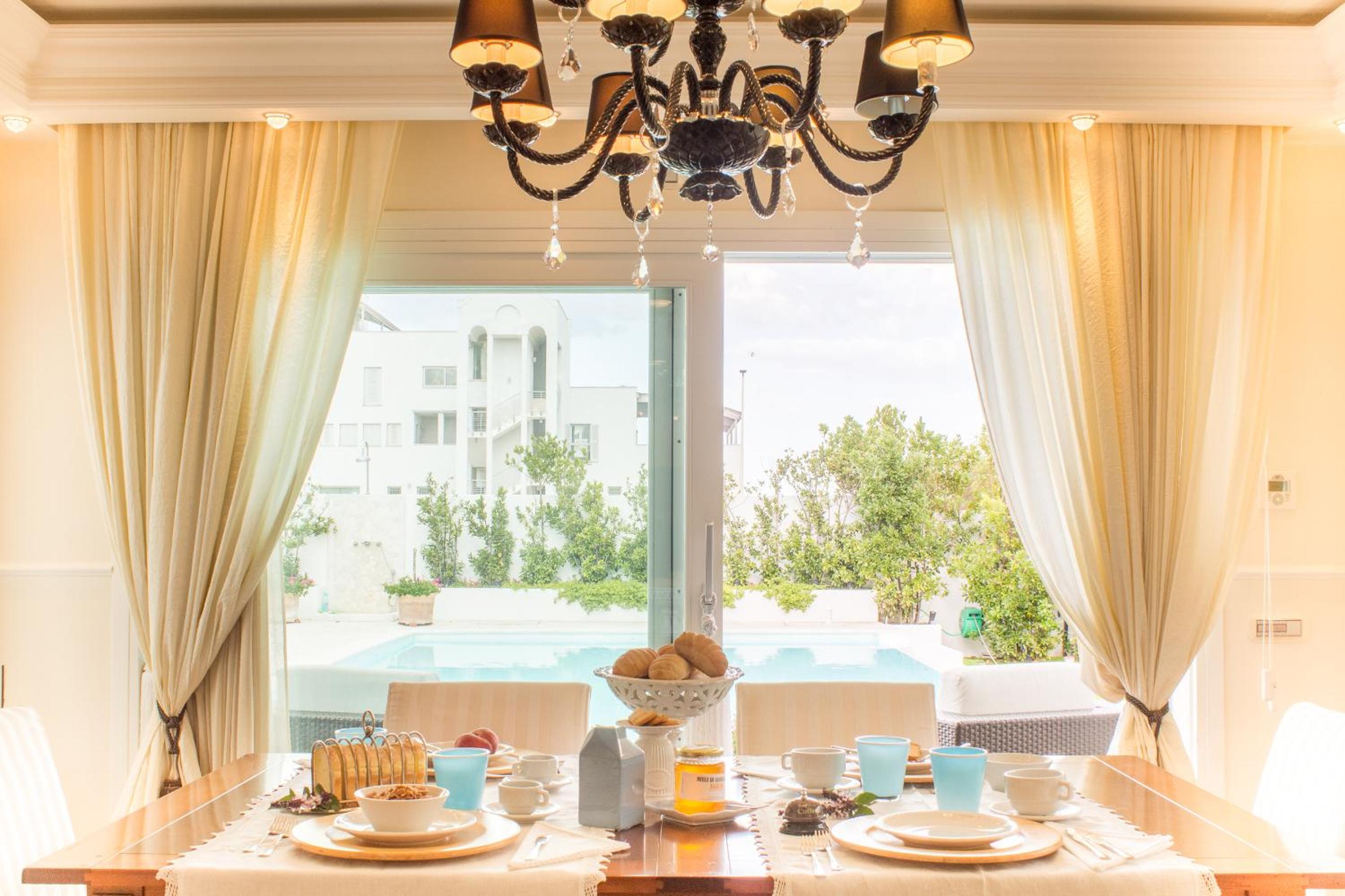 White House Luxury Hospitality