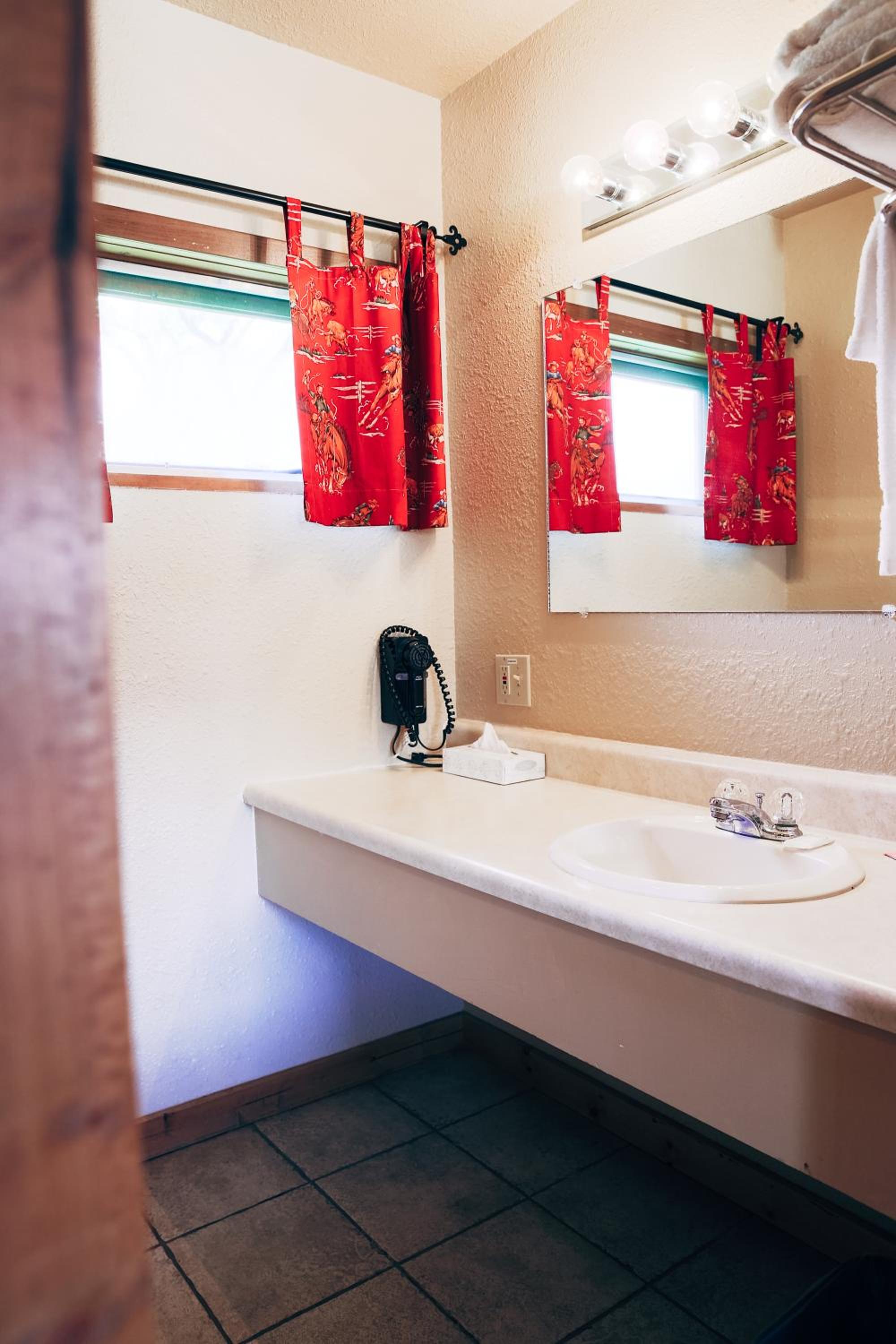 The Longhorn Ranch Resort Lodge & RV Park