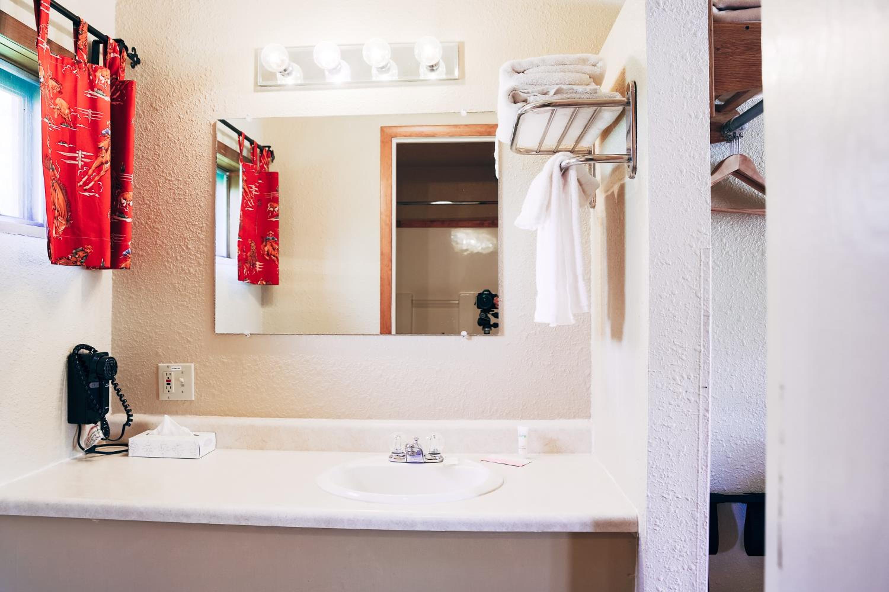 The Longhorn Ranch Resort Lodge & RV Park