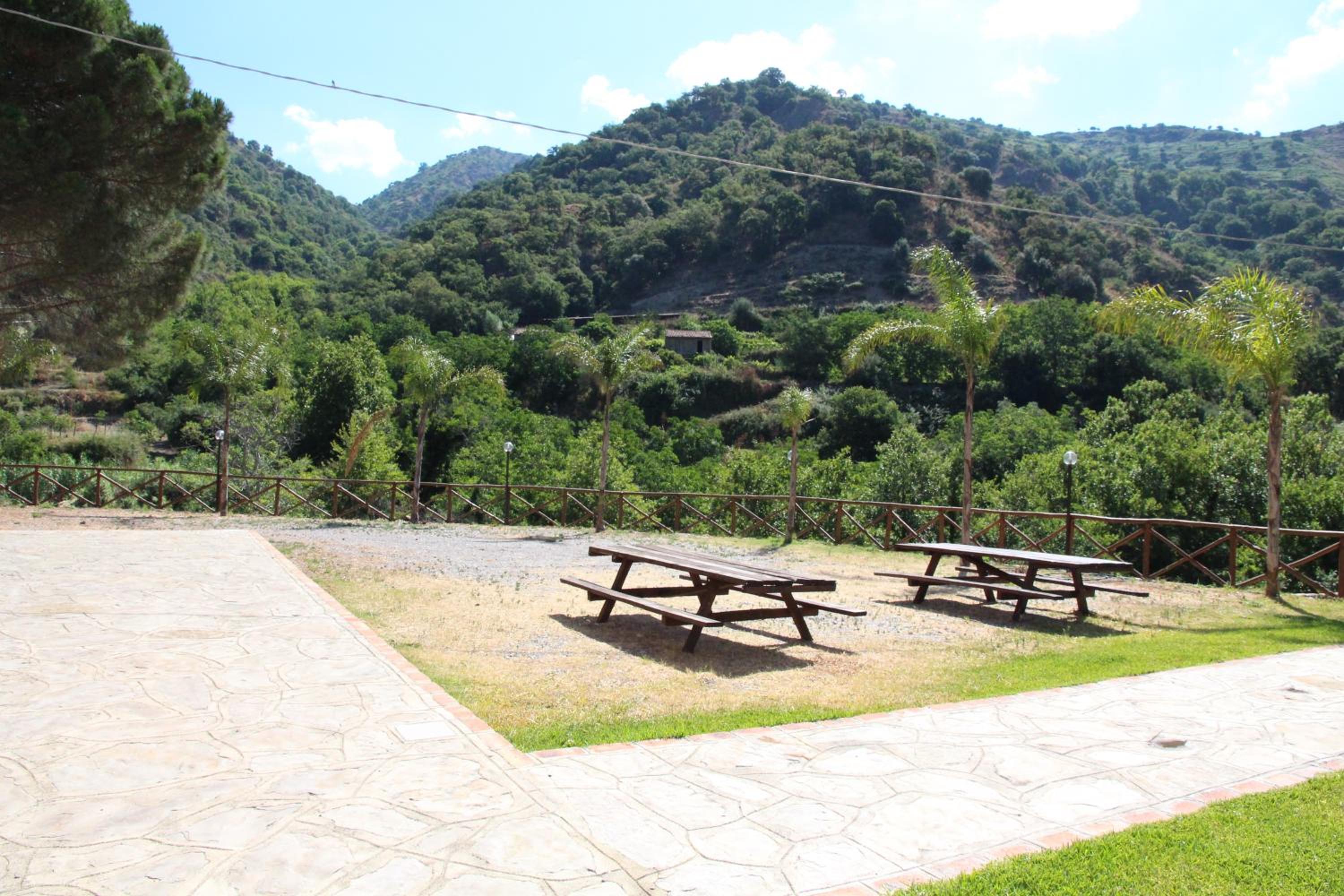 Profetina Village