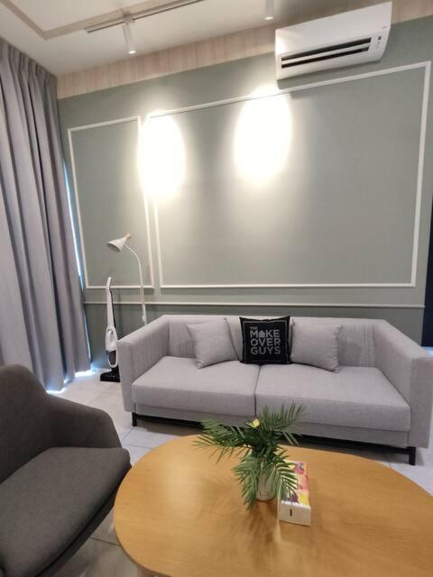 Near Kuching Airport Liberty Grove Apartment