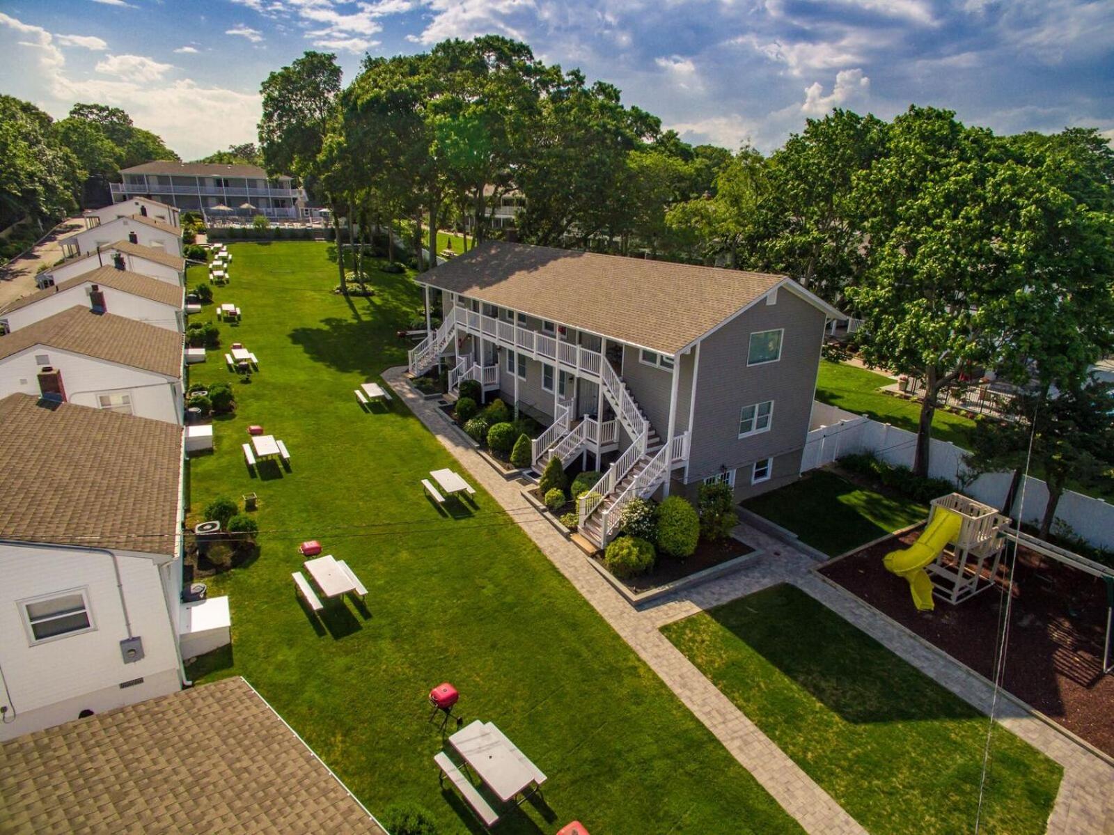 Colonial Shores Resort
