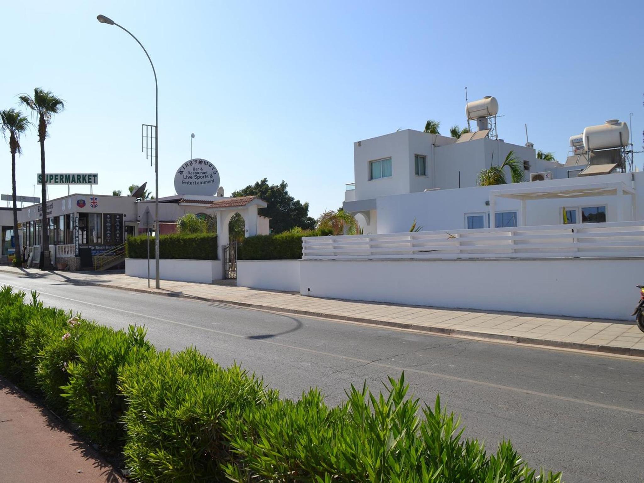 Makronissos Beach Studio