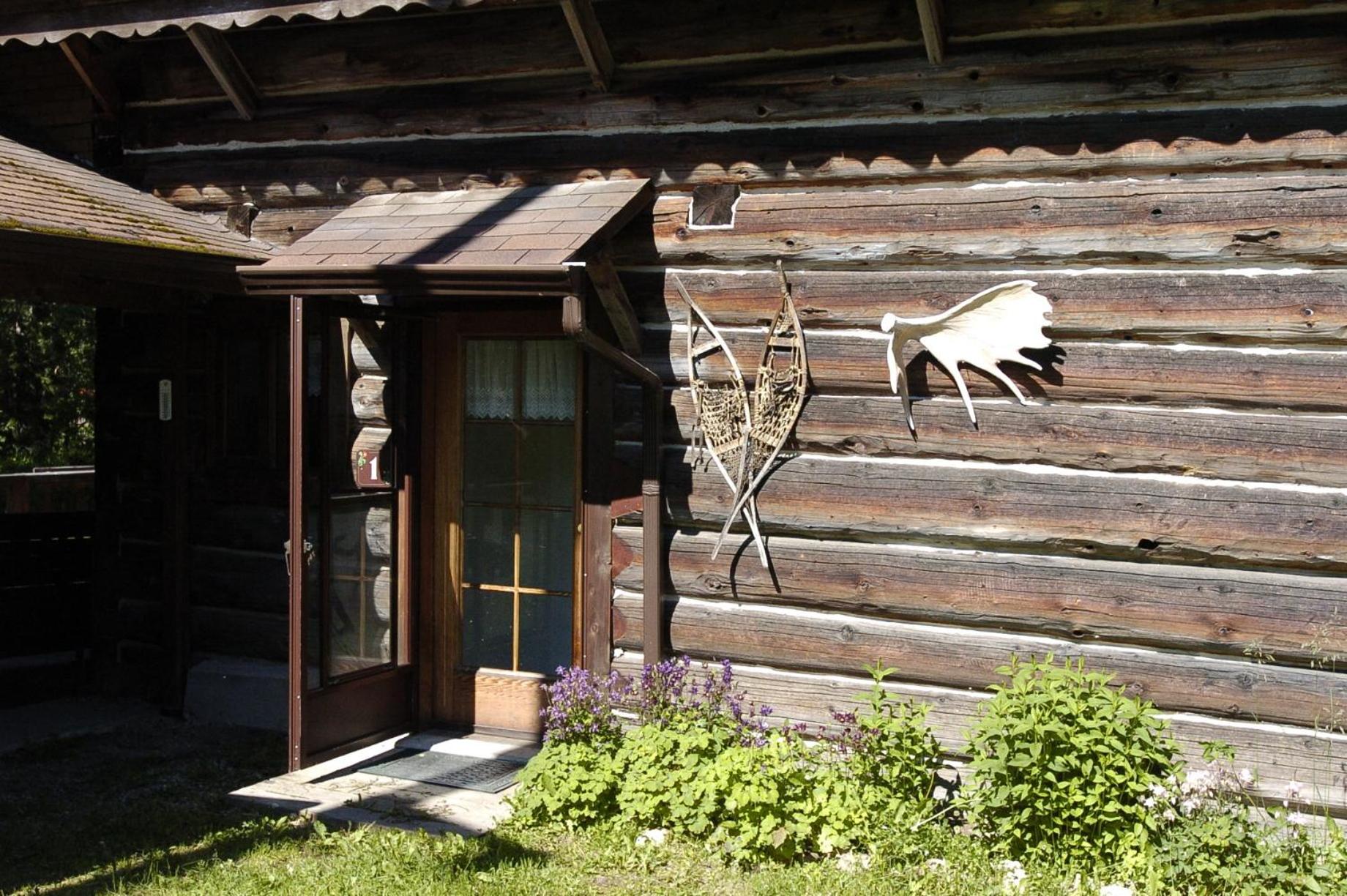Nakiska Bear Ranch