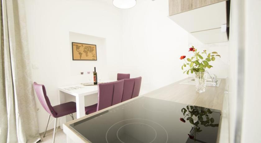 Apartman Neyra 3 view 5