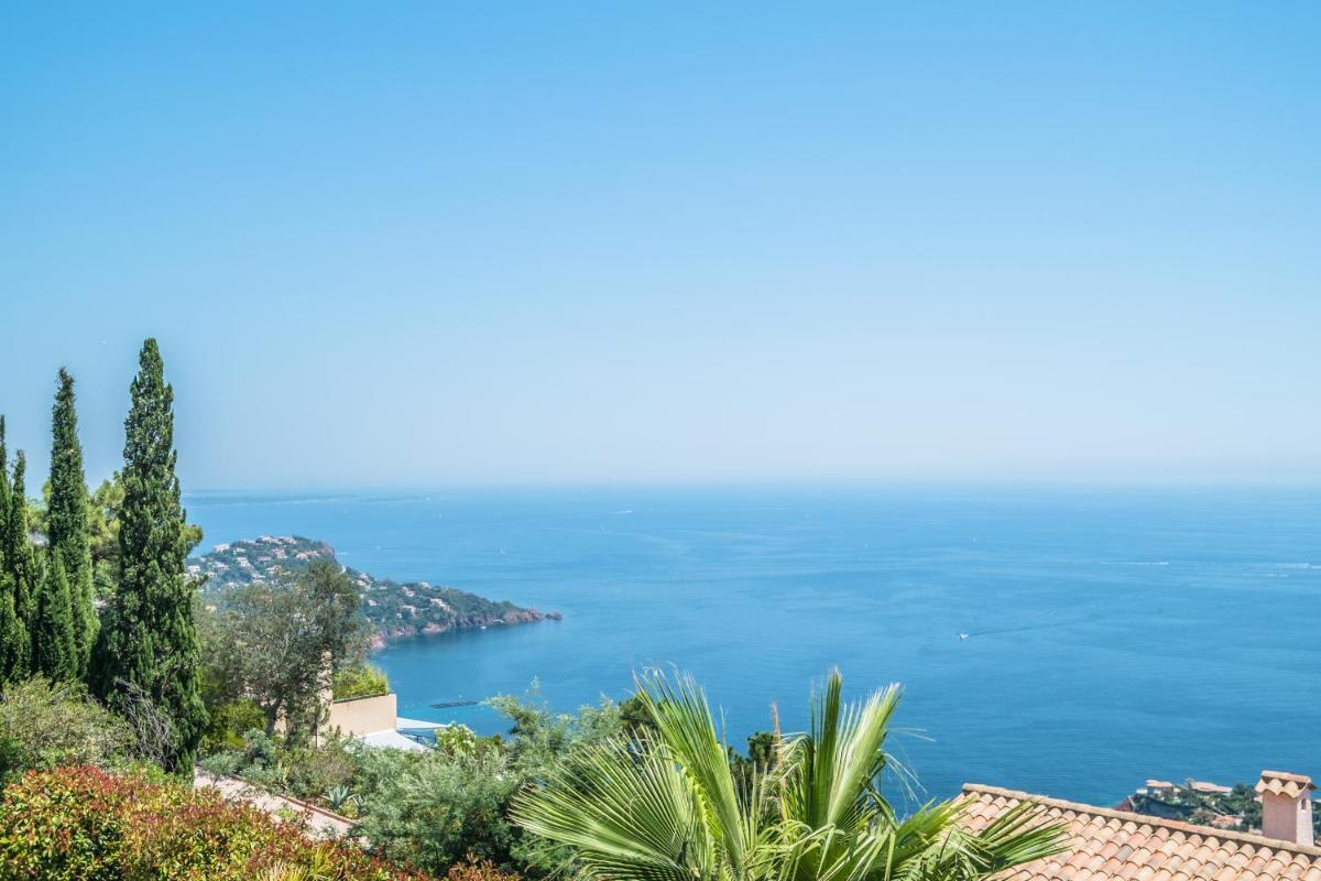 Villa Palm view 3