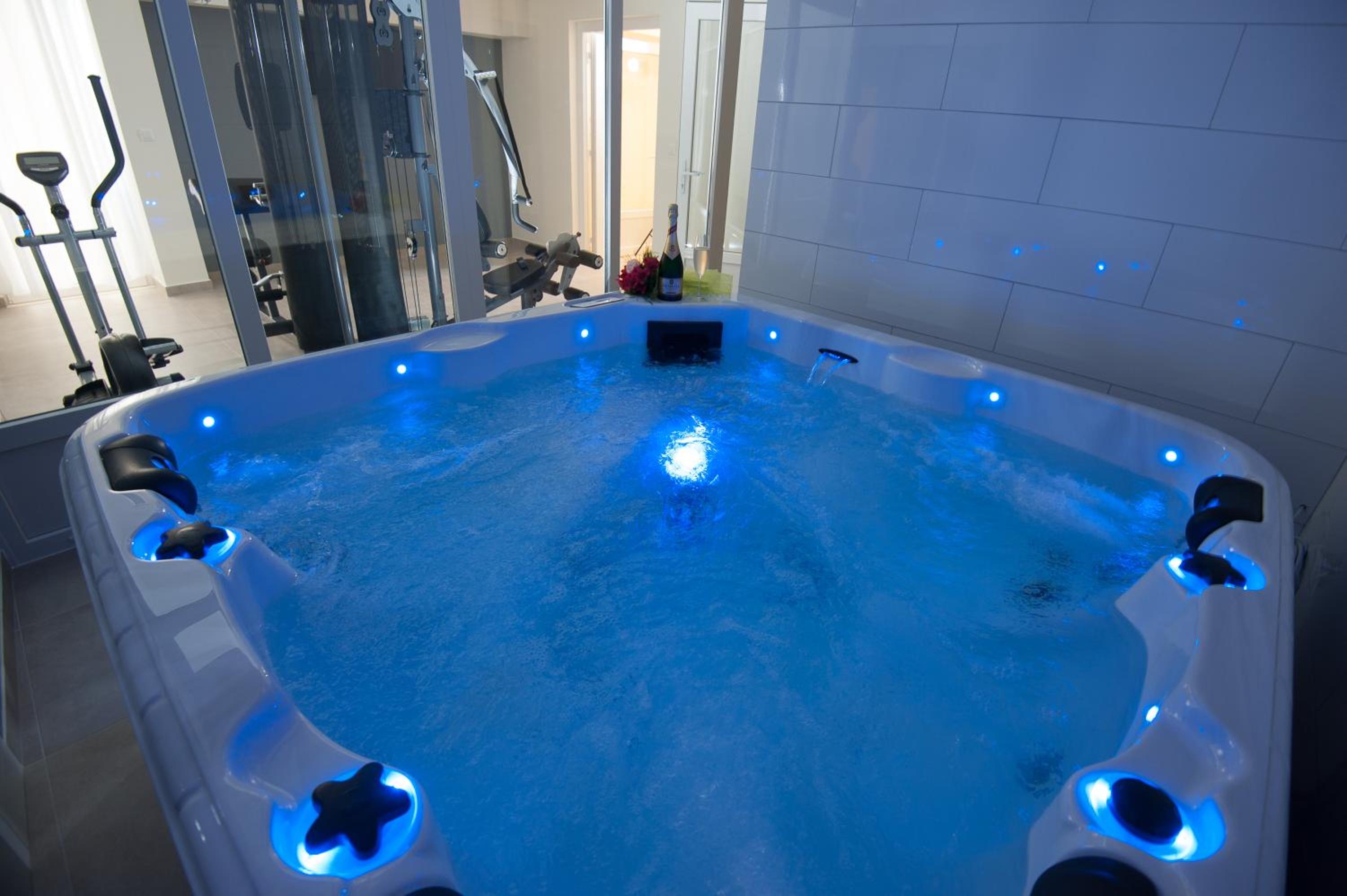 Seaside Luxury Suites