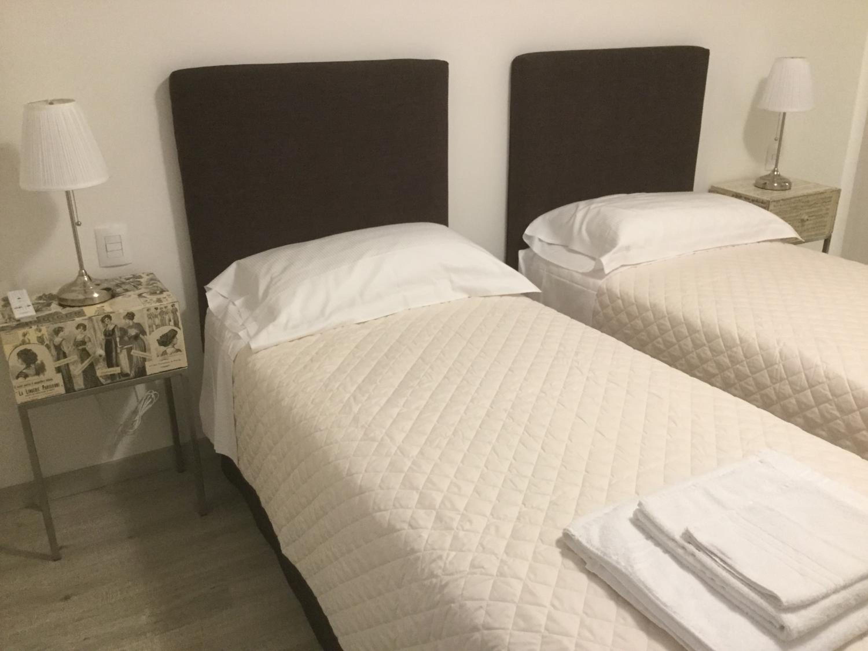Dimora 16 Rooms & Garden