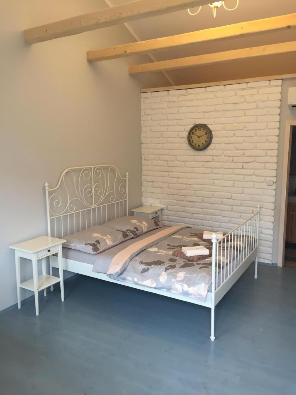 La Bobul Apartments