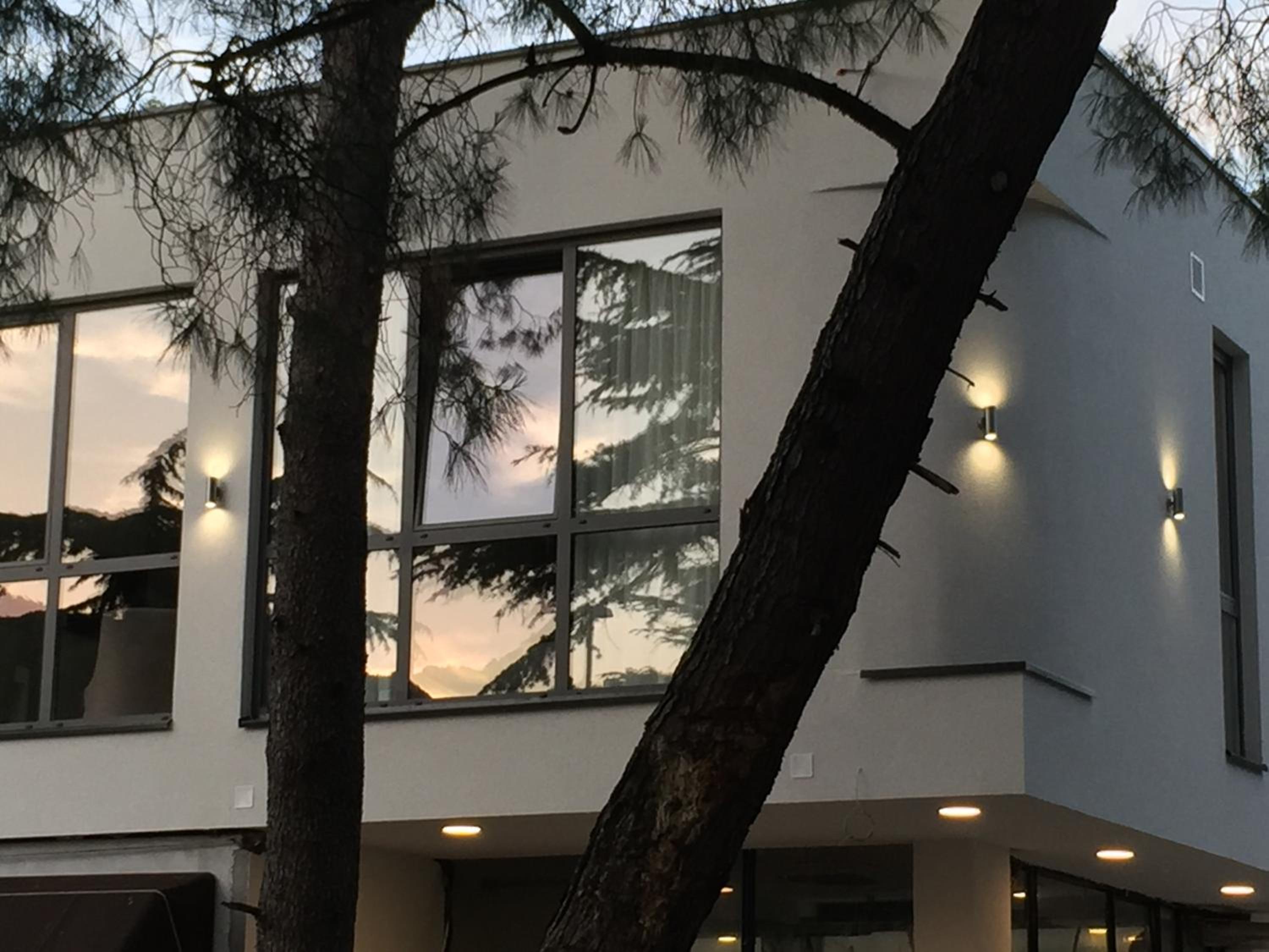 Apartments & Rooms Preelook