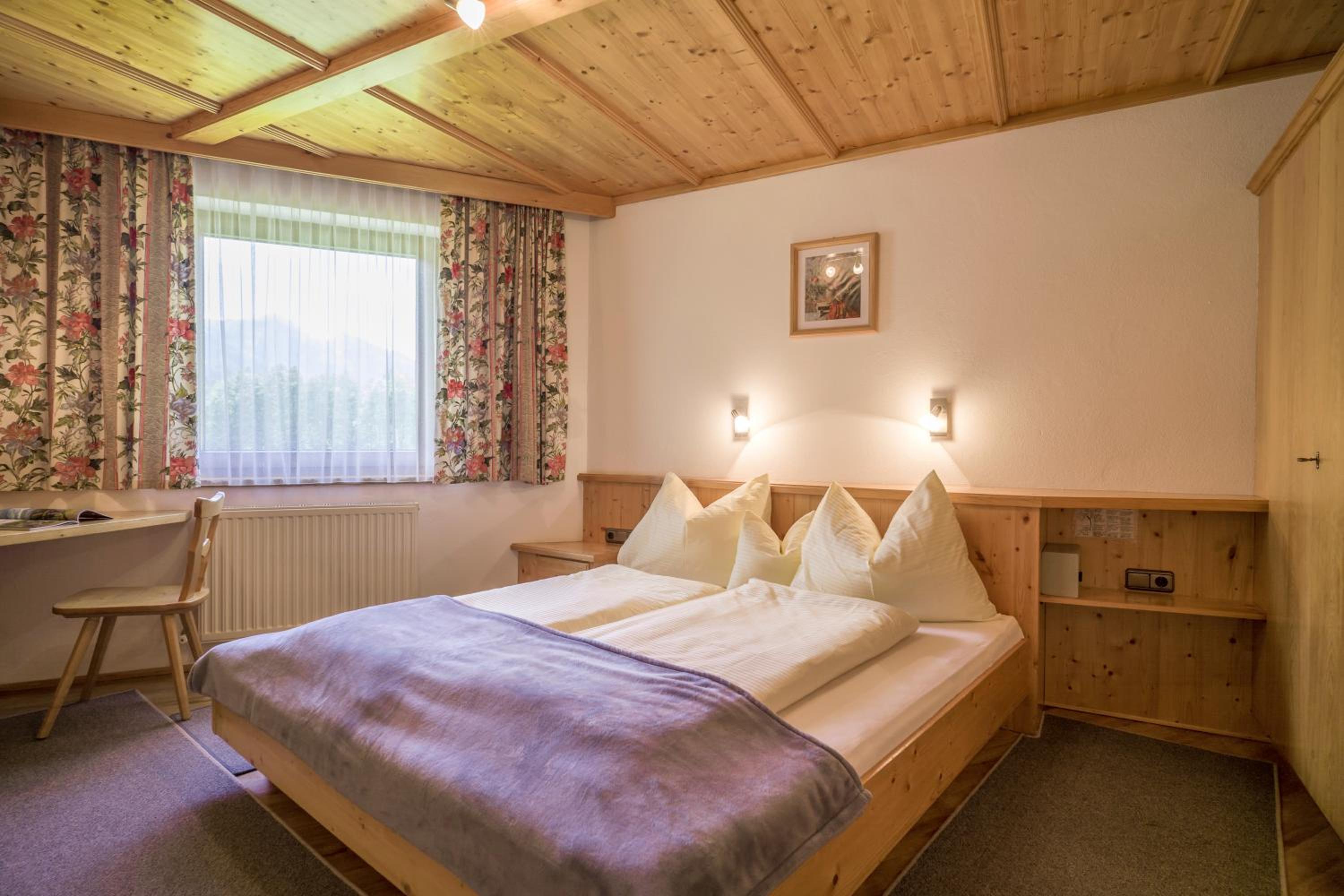 Anja's Schönblick - Bed & Breakfast