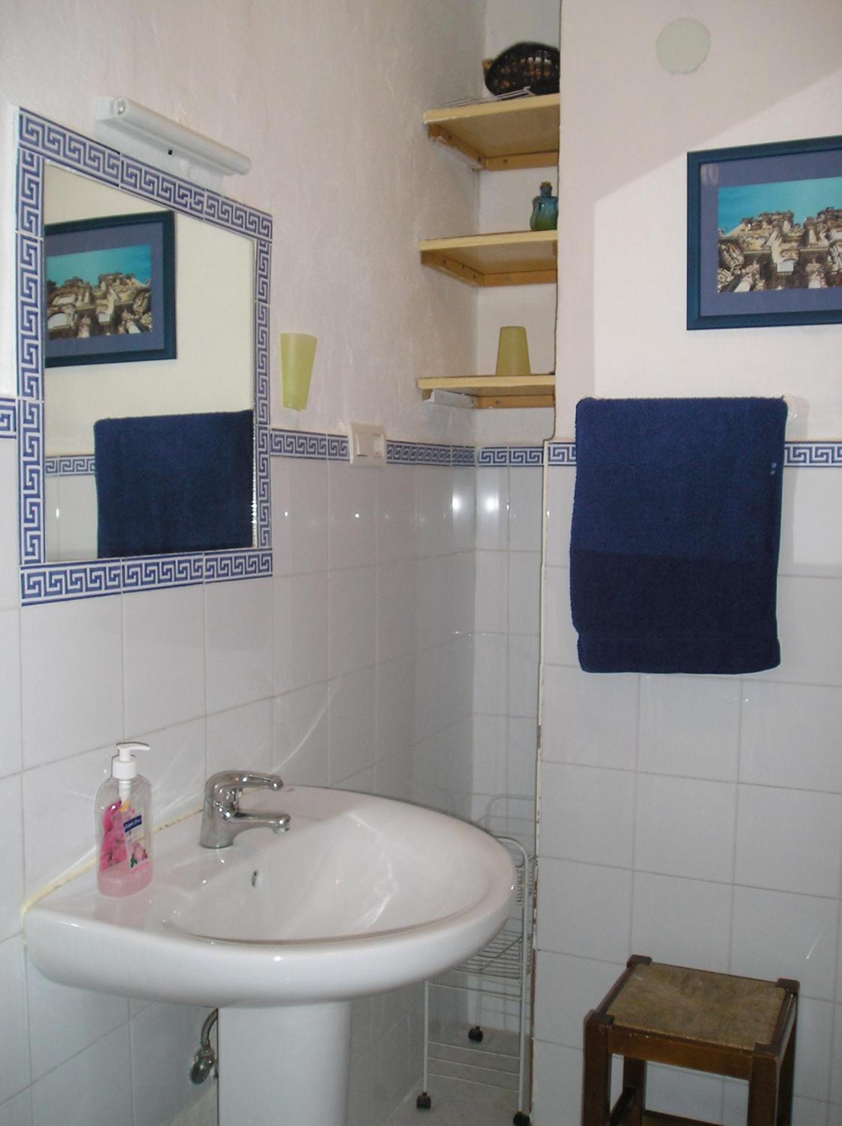 Photo 44