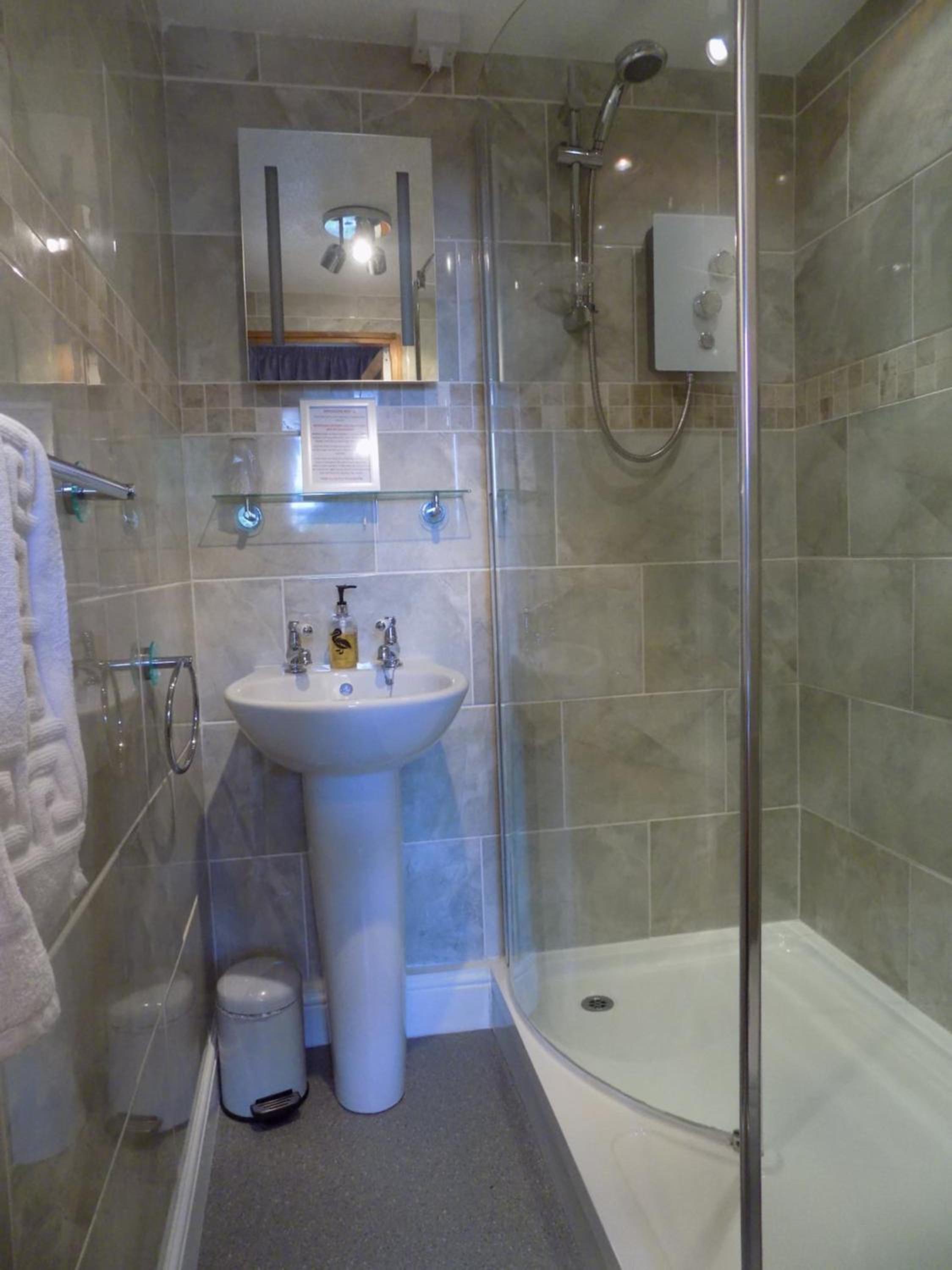 Penrith Vacations - Glendale Guest House - Property Image 33