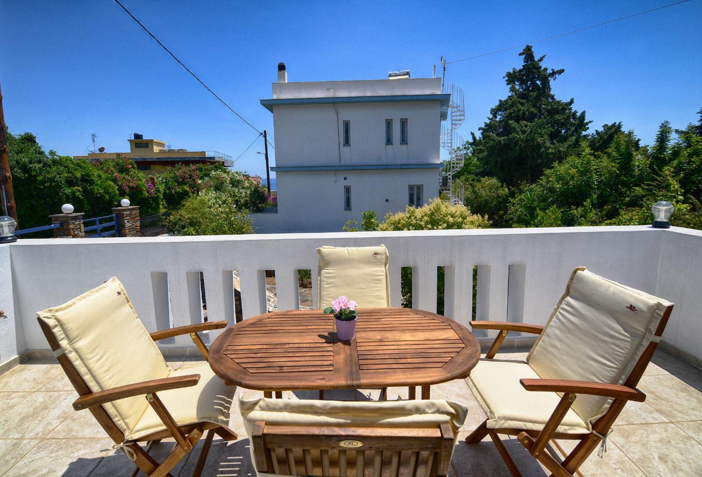 Peskesi Ikaria
