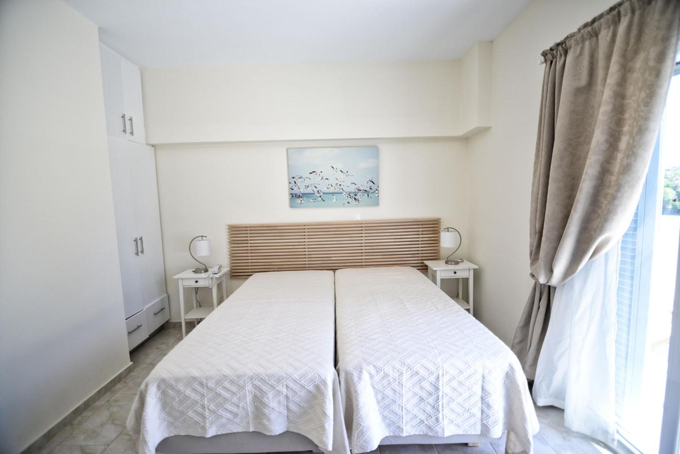 Peskesi Ikaria