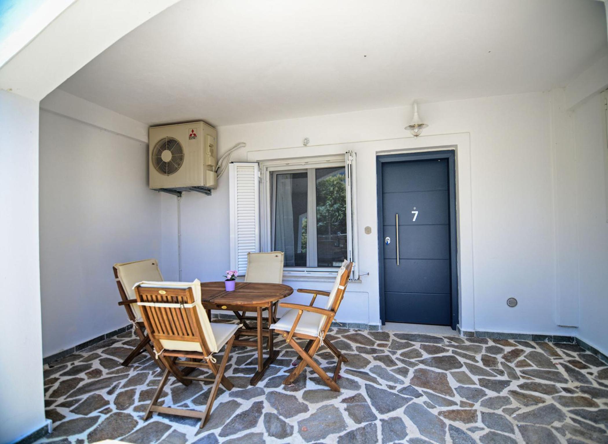 Peskesi Ikaria