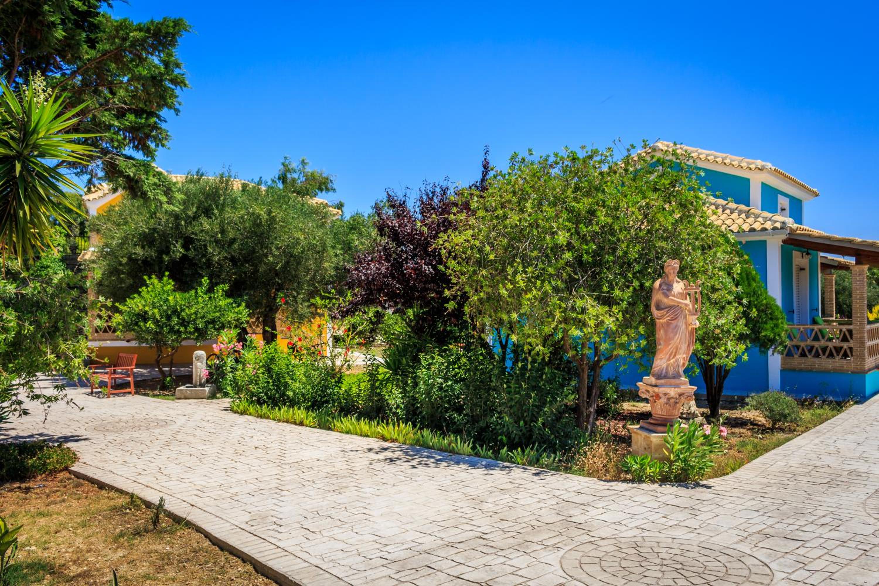 Porto Gerakas Villas