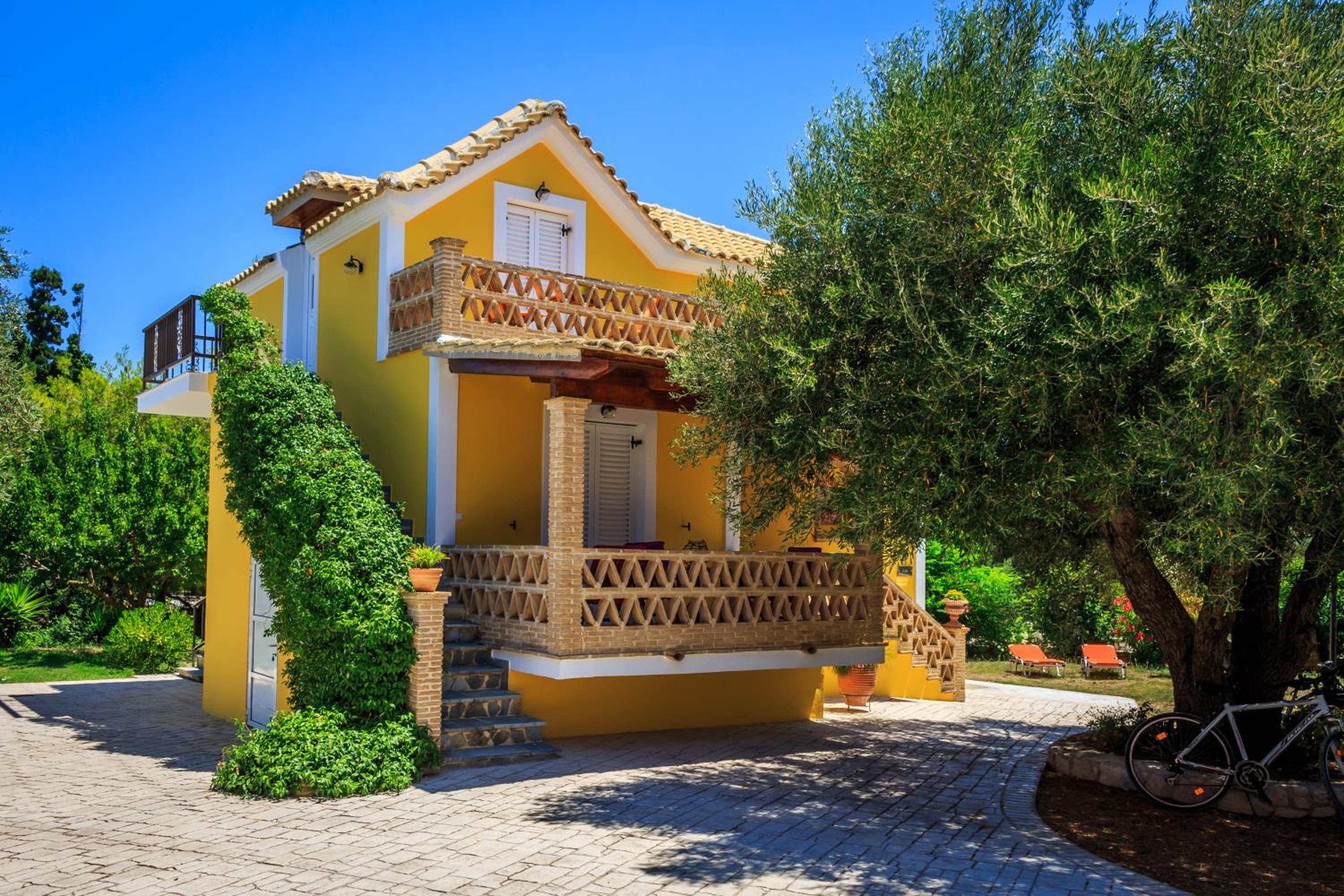 Porto Gerakas Villas