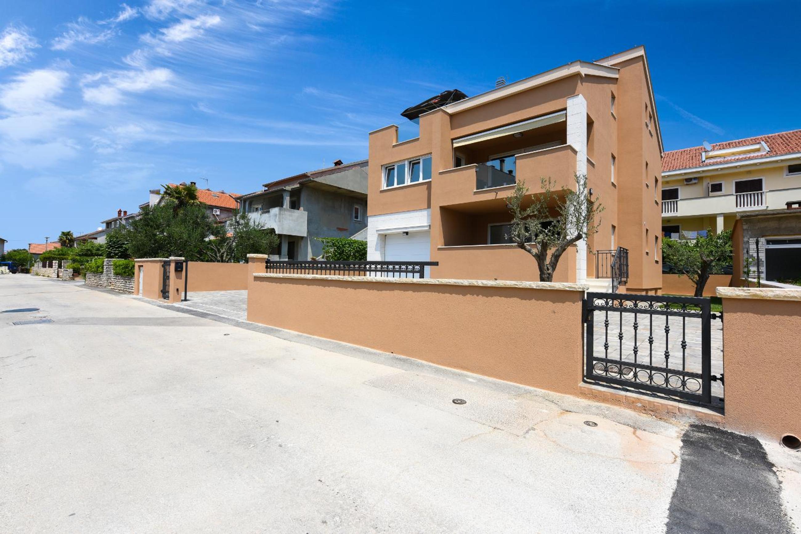 Apartment Matea