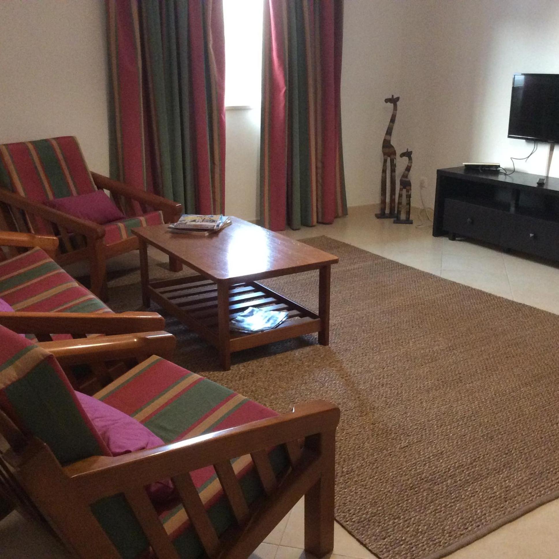 Nice apartment near Faro's airport view 4