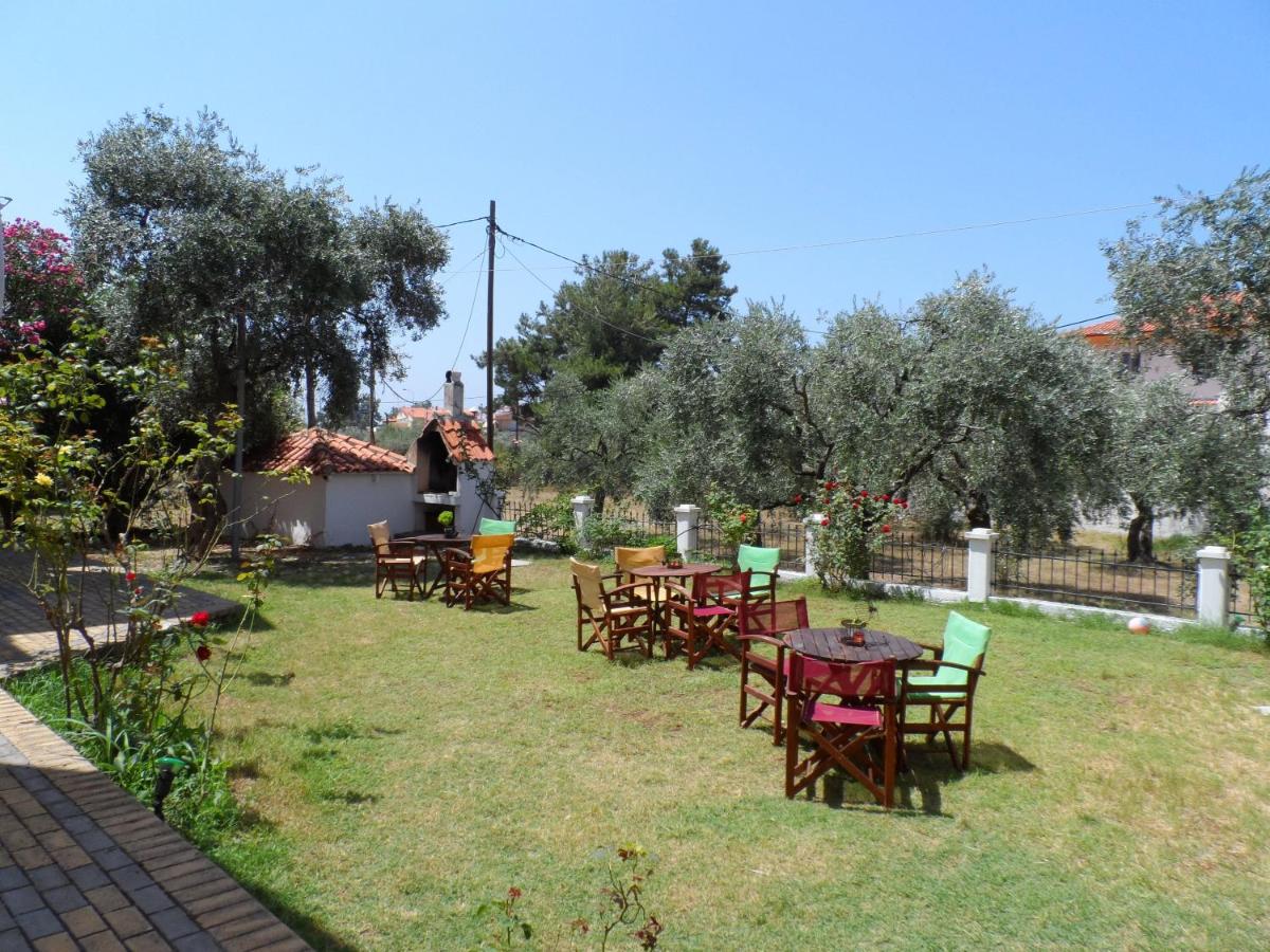 outdoor BBQ area