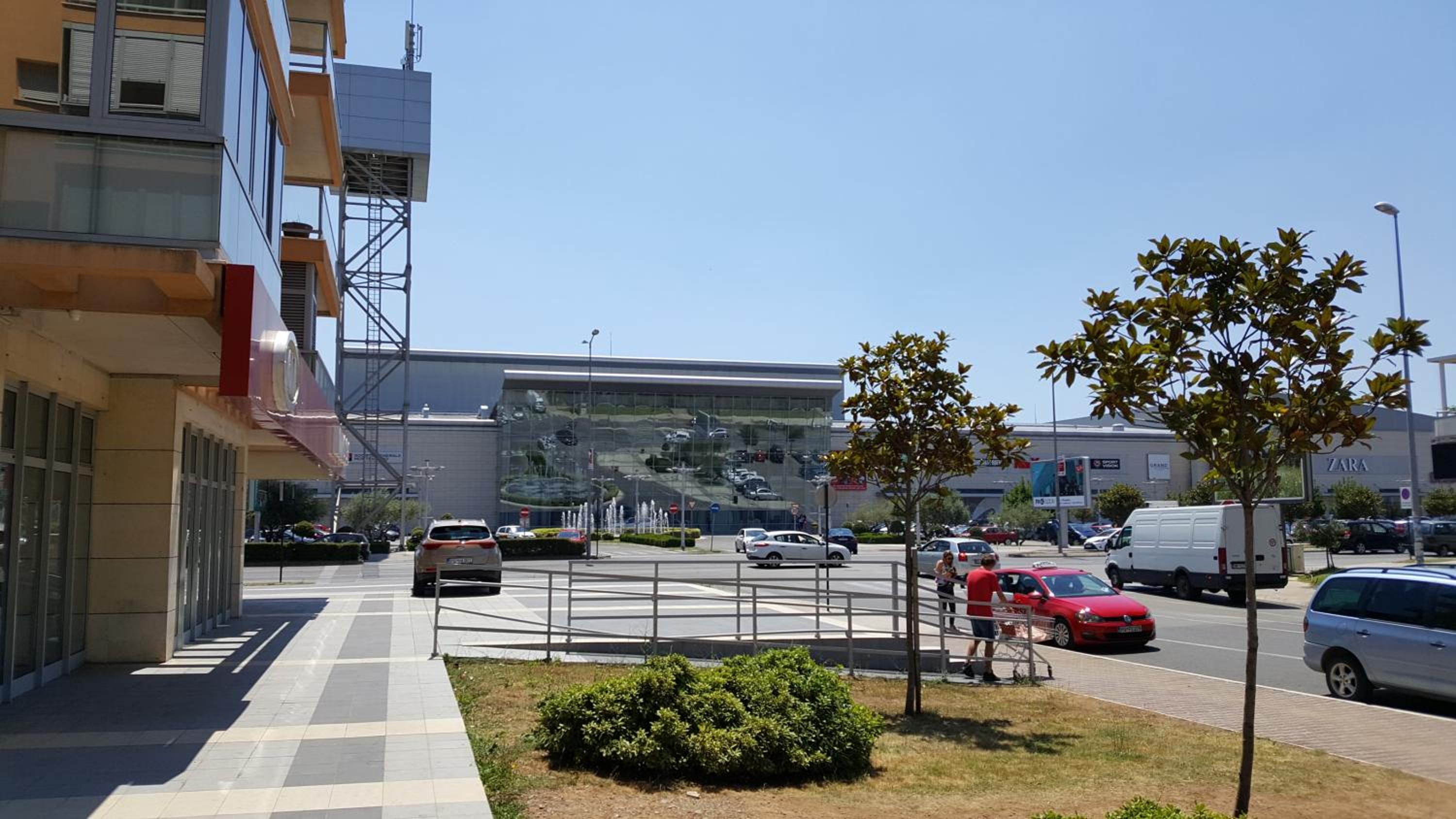 Photo 48