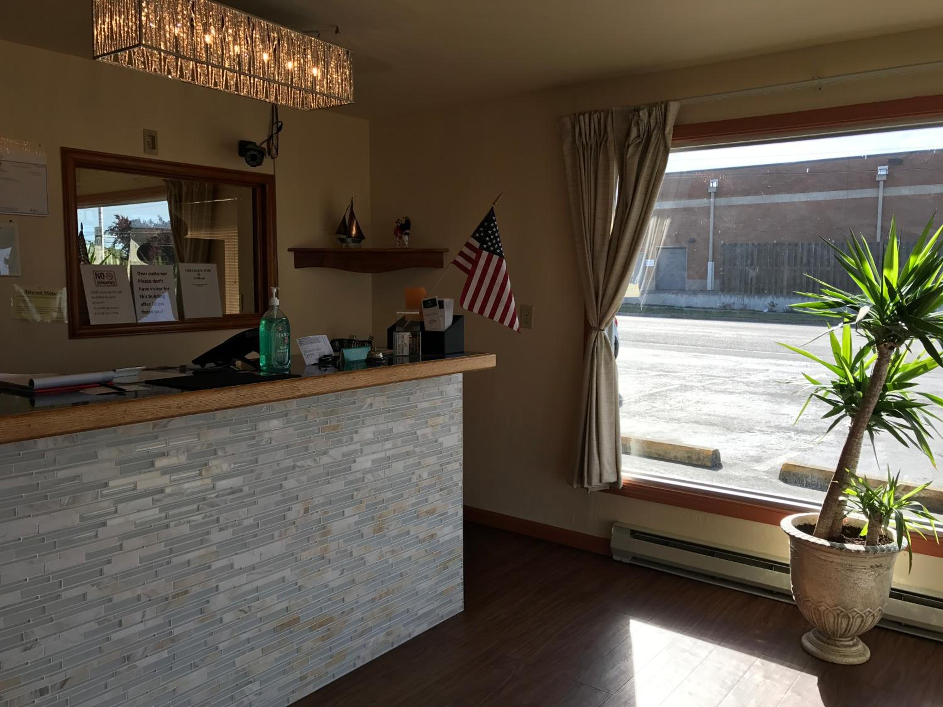 Aircrest Motel