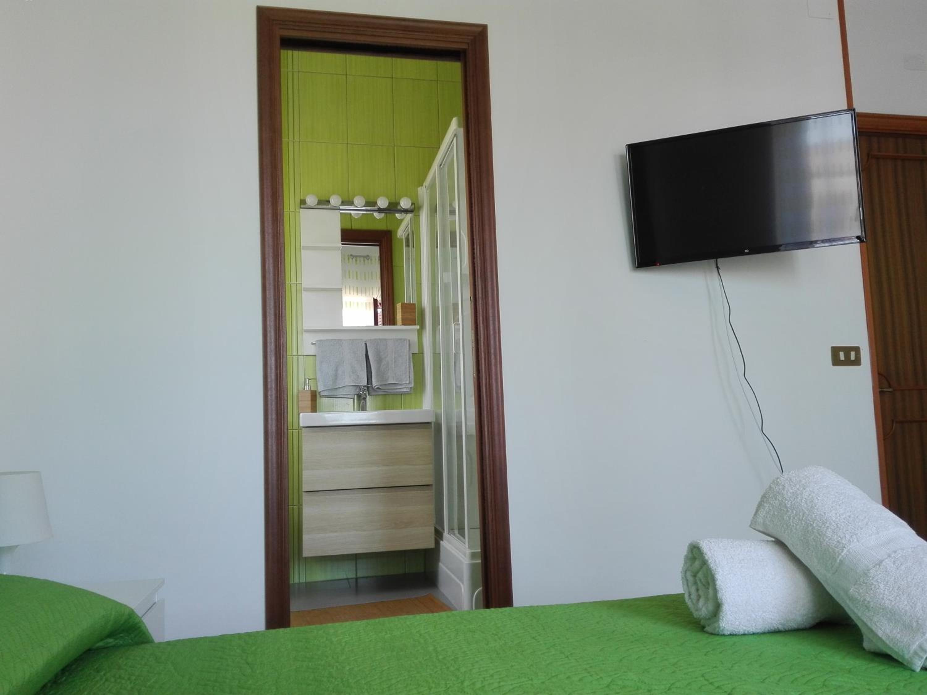 Photo 41