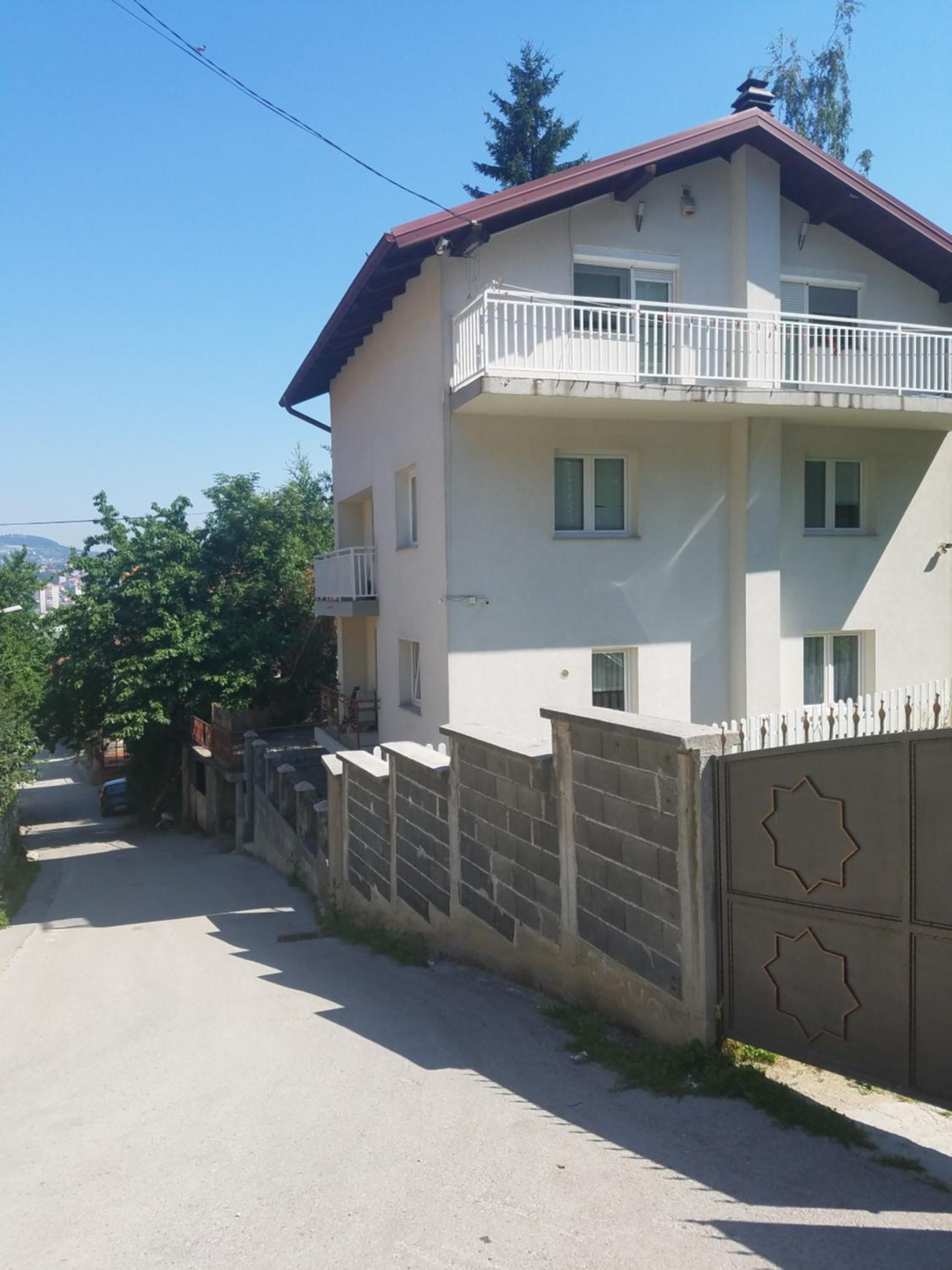 Apartment Dzeni