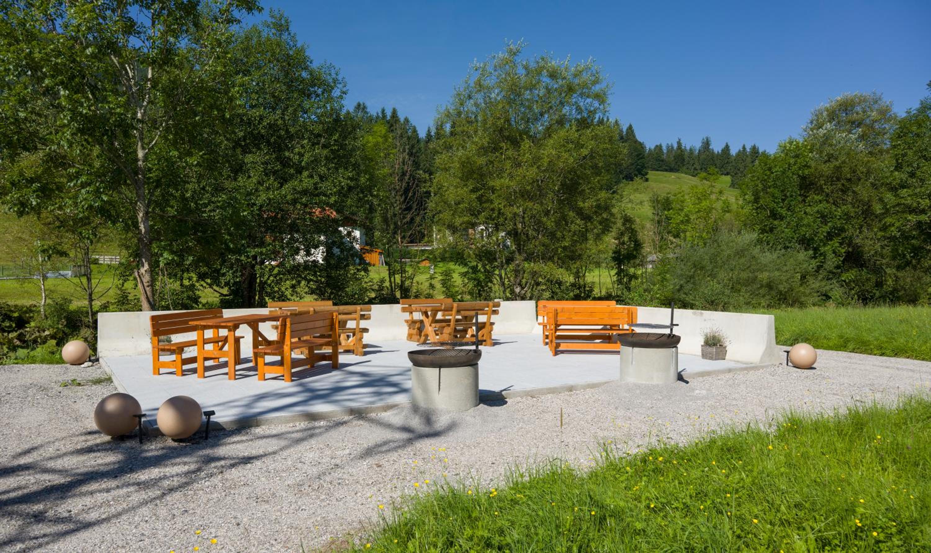 activities & amenities