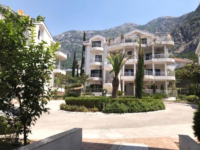 Roman Garden Apartment view 2