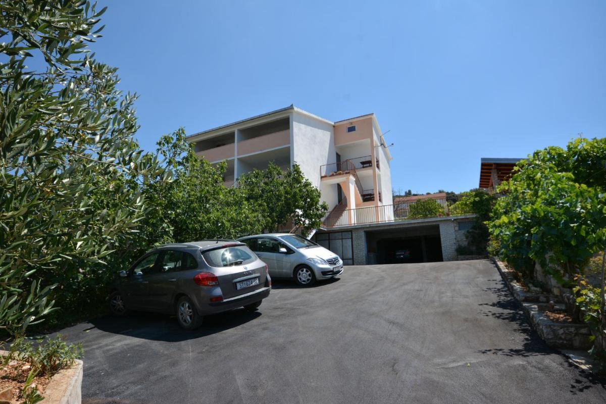 Photo 50