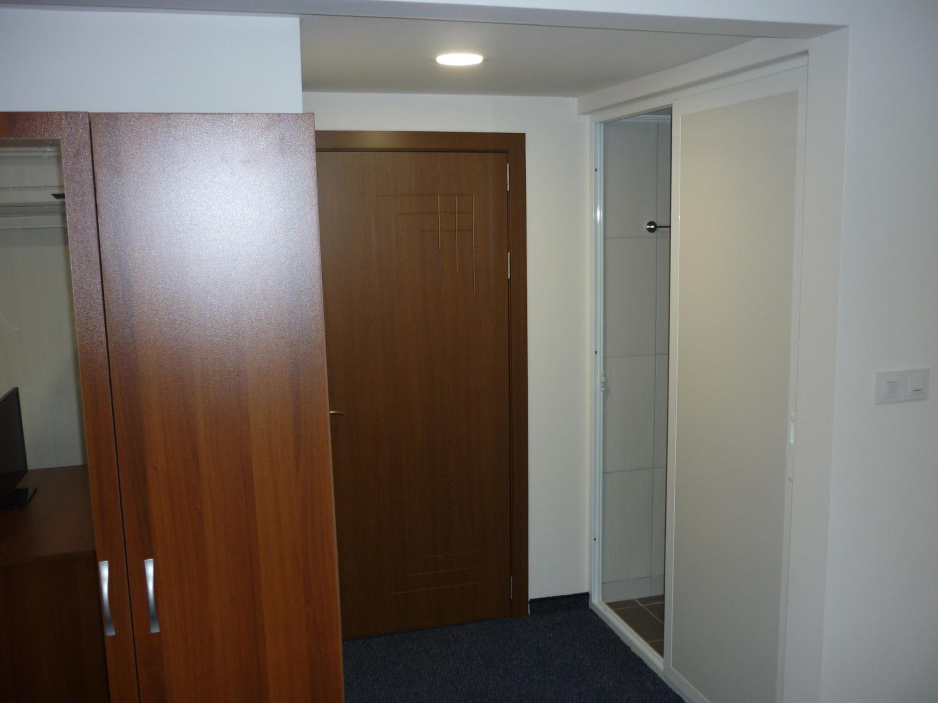 YALTA guesthouse