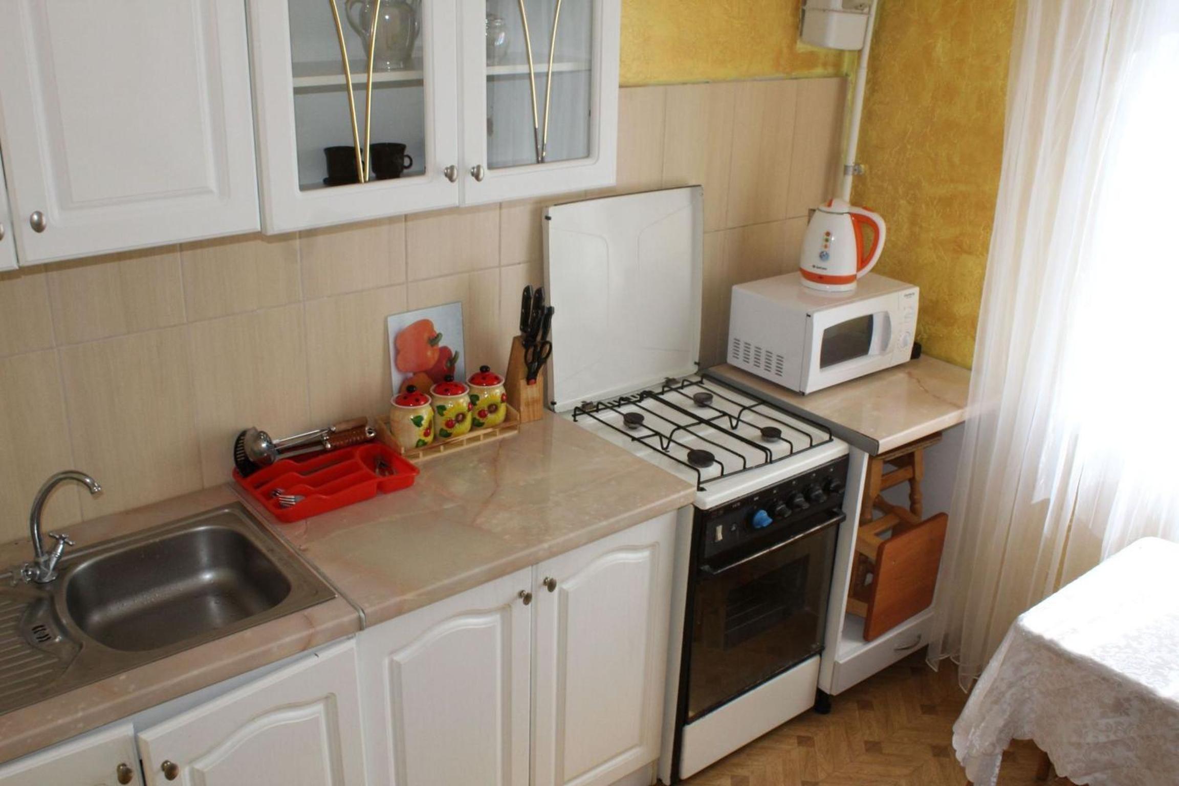 Apartment on Fastivs'ka 2 view 4